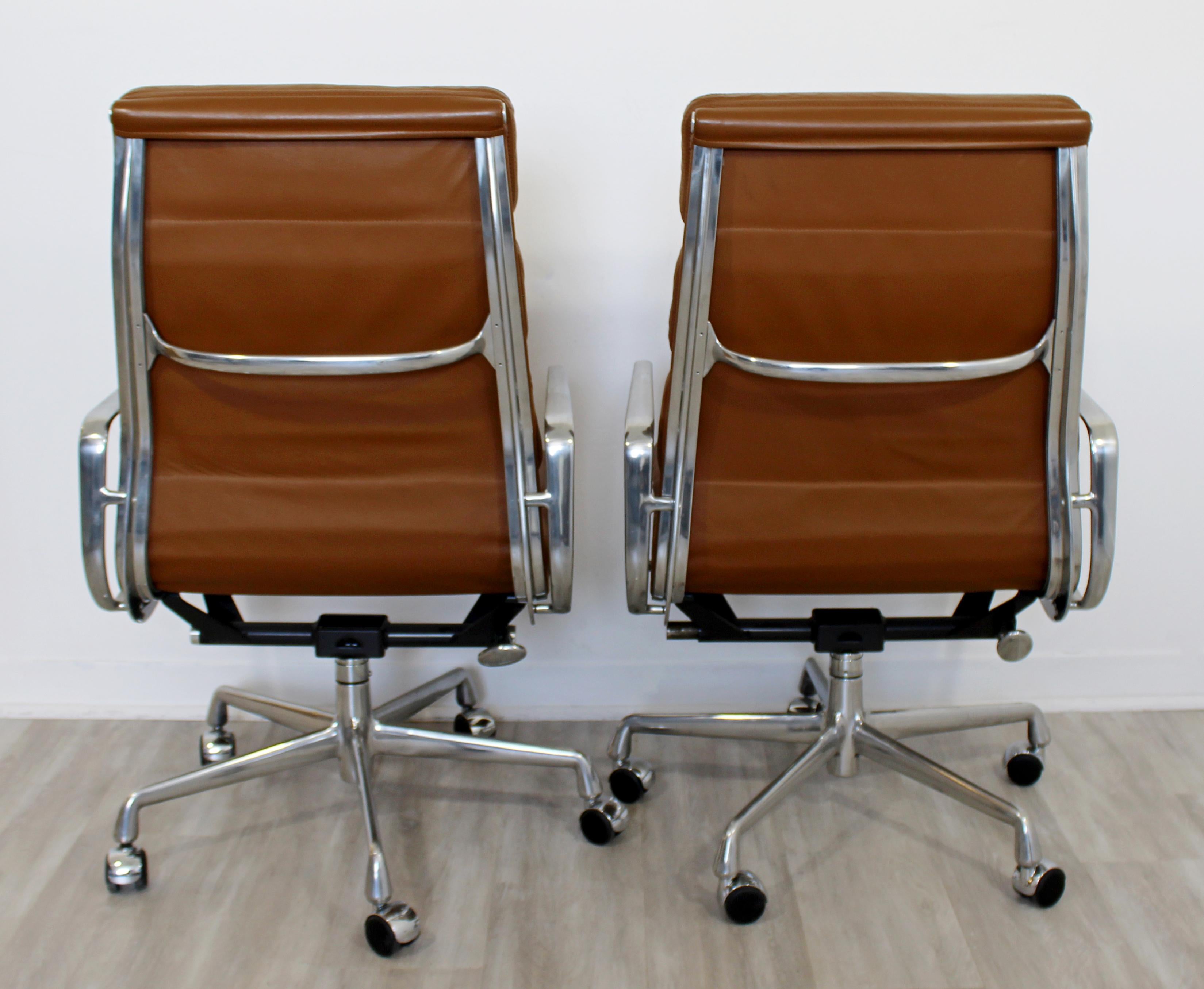 Contemporary Modernist Eames for Herman Miller Rolling Office Chair Leather 2