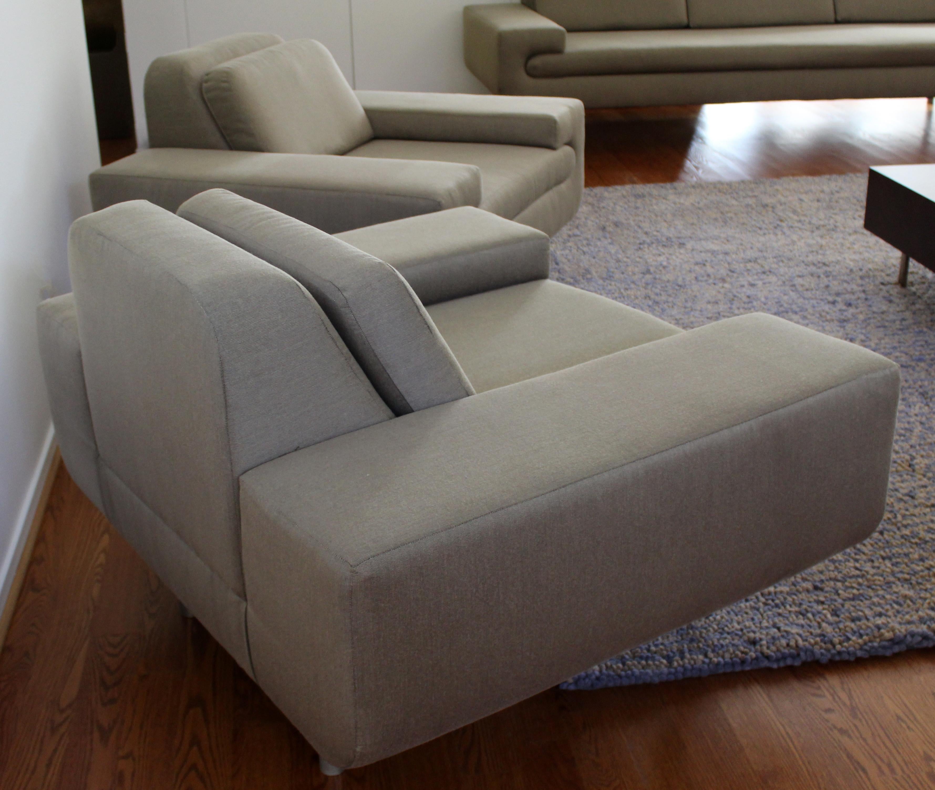 Contemporary Modernist Pair of Sculptural Lounge Chairs by Weiman Preview 1