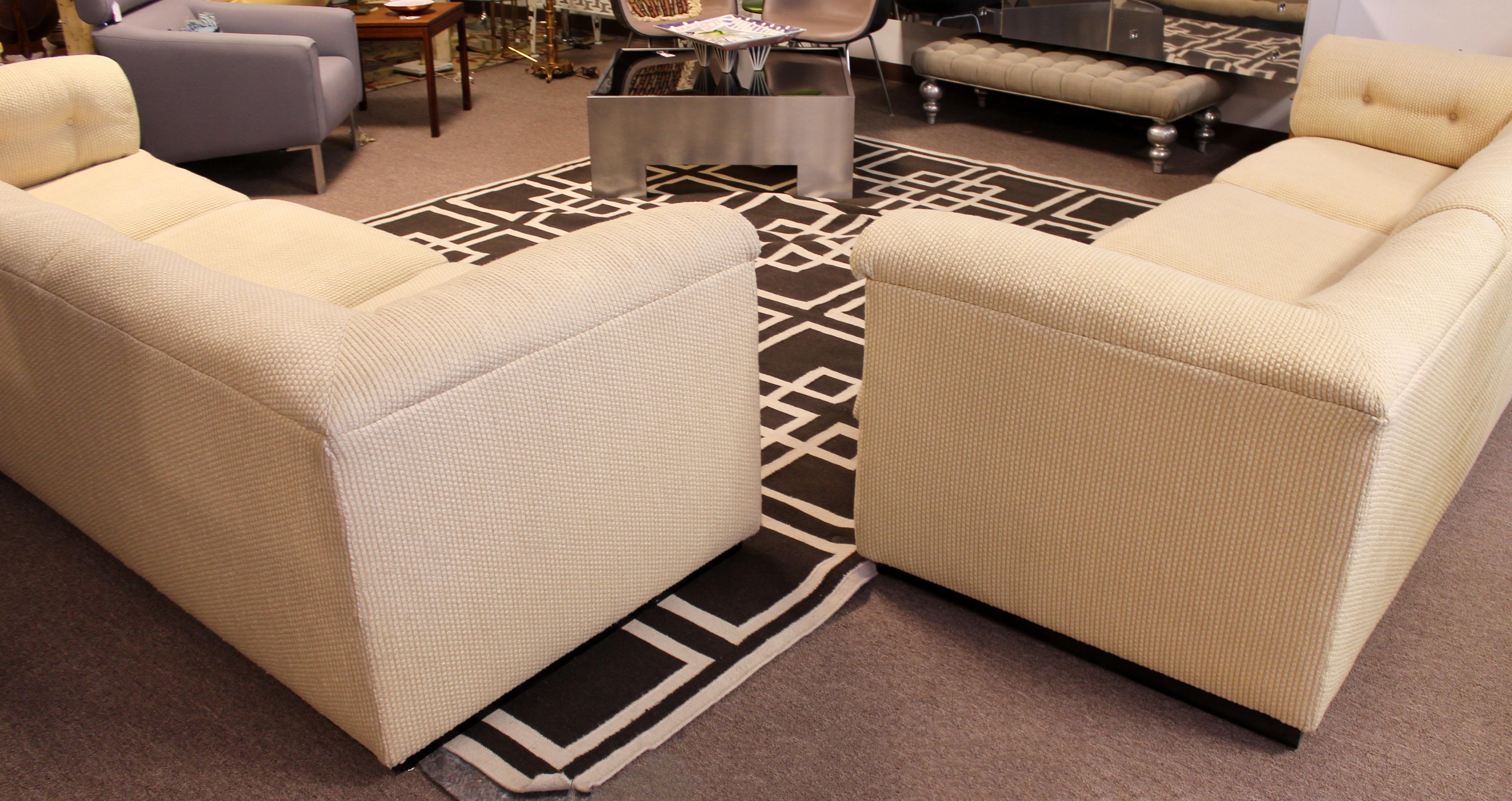 Contemporary Modernist Pair of Tufted Cream Directional Sofas, 1980s 1