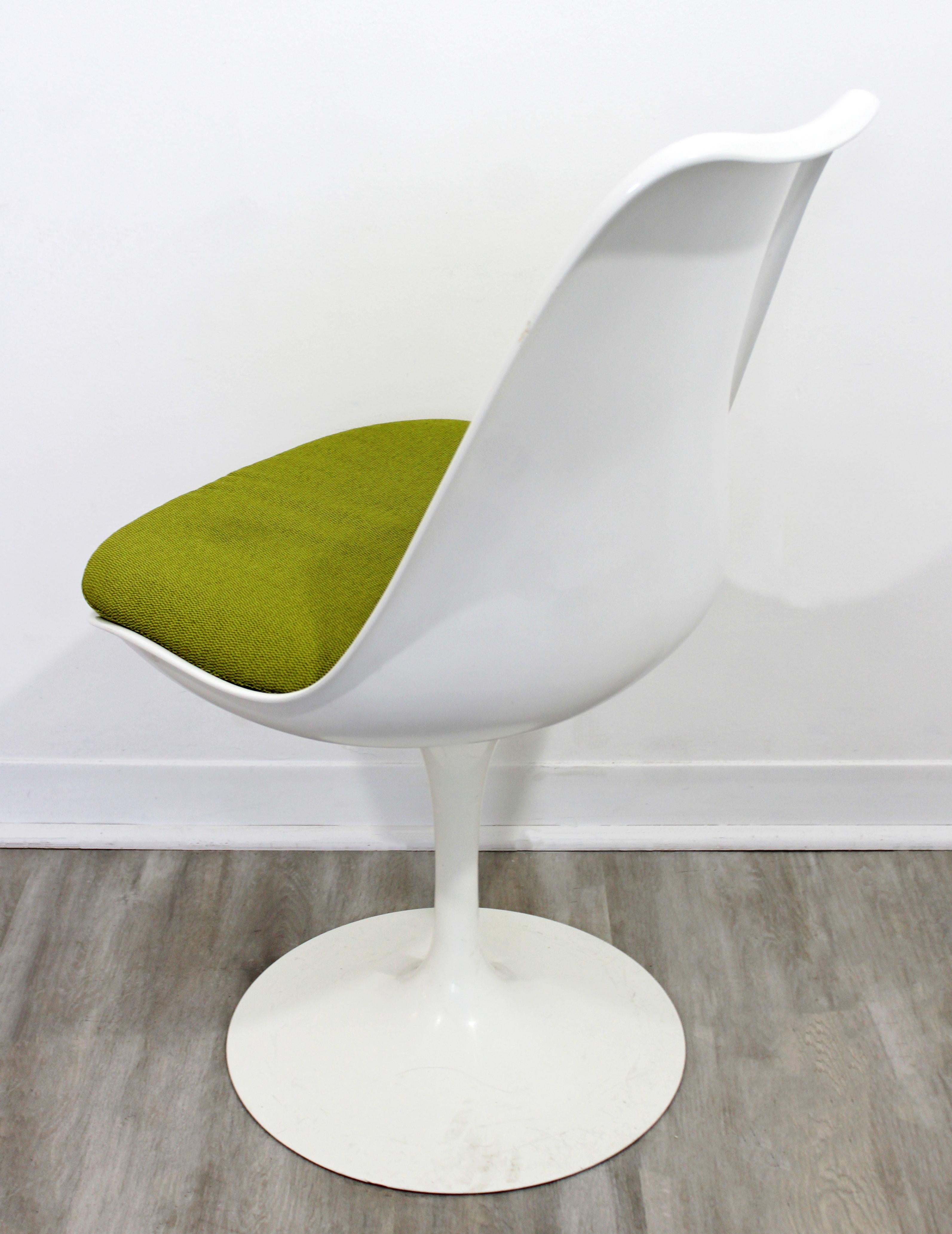 Contemporary Modernist Saarinen Knoll White Tulip Side Swivel Chair DWR In Good Condition In Keego Harbor, MI