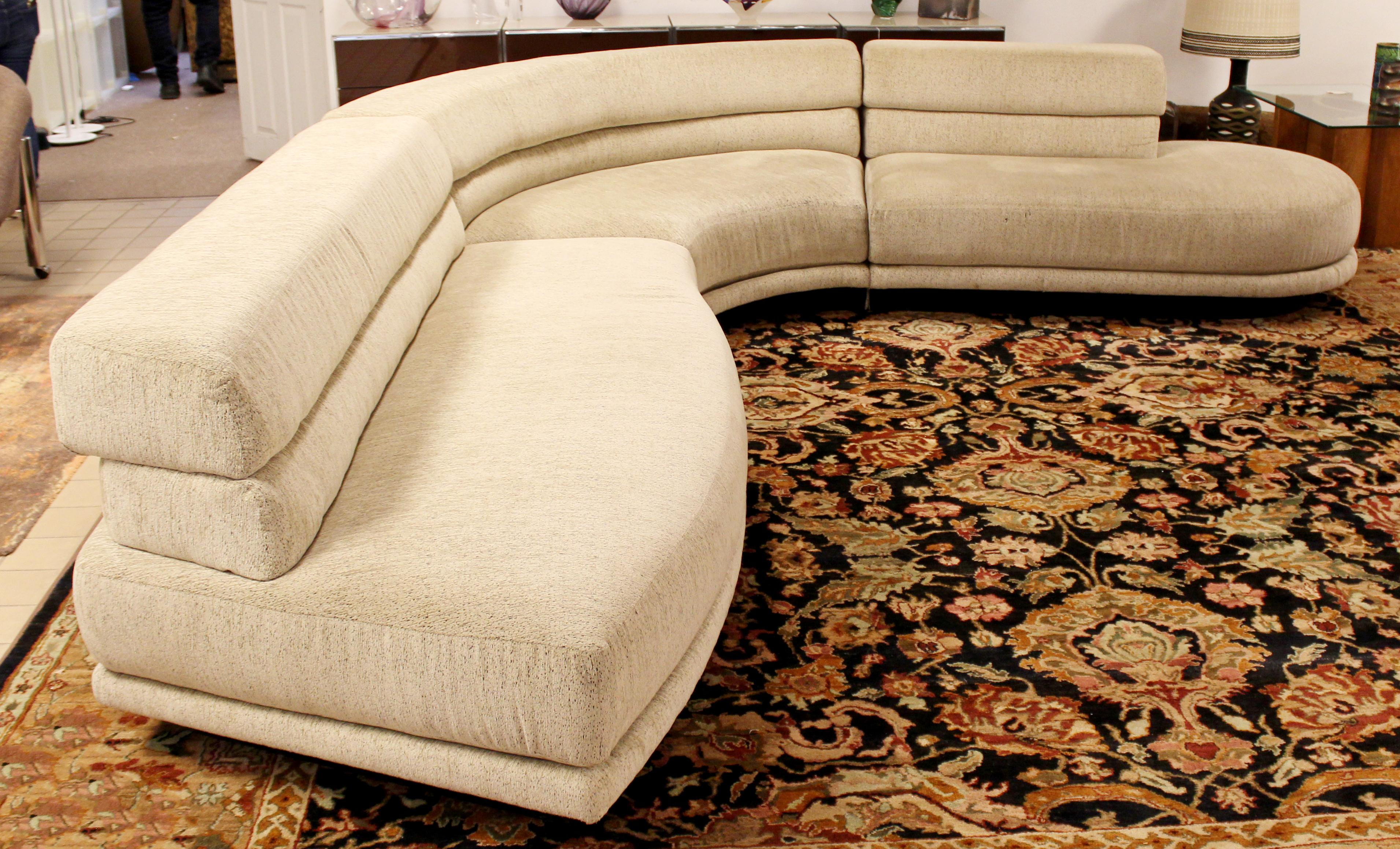 American Contemporary Modernist Sculptural Serpentine Sofa Sectional Kagan Style, 1980s