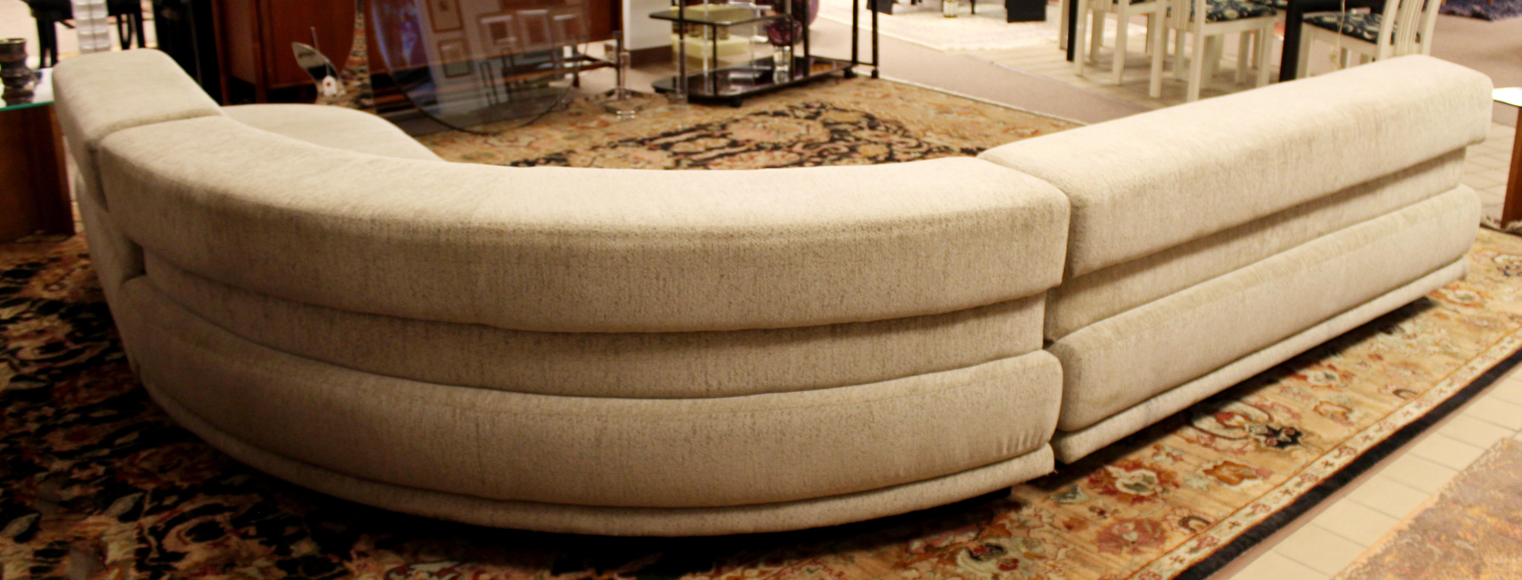 Fabric Contemporary Modernist Sculptural Serpentine Sofa Sectional Kagan Style, 1980s