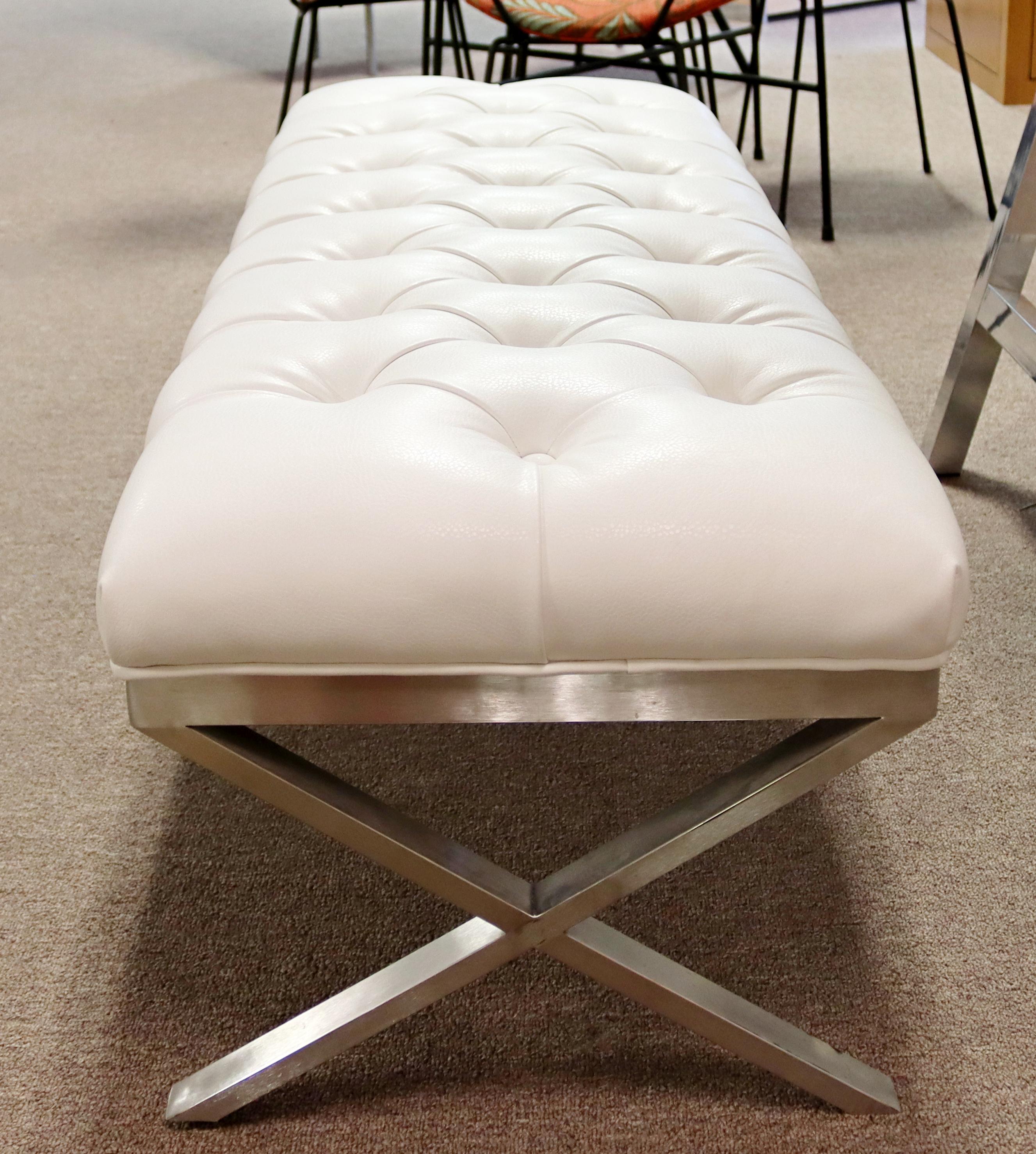 Contemporary Modernist Tufted White Vinyl on Chrome Bench Seat In Good Condition In Keego Harbor, MI