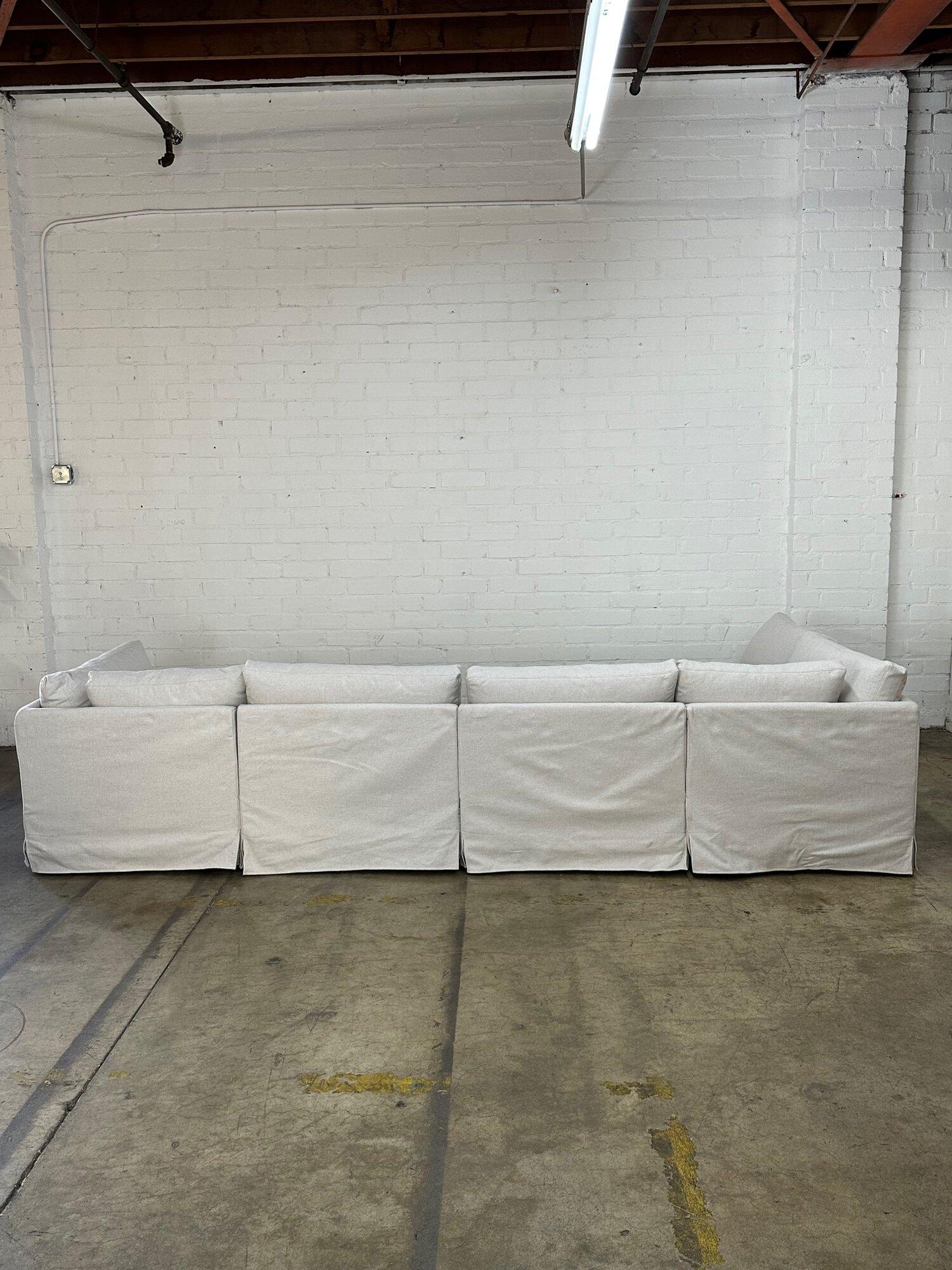 Contemporary Modular Sofa in Bone Beige For Sale 2