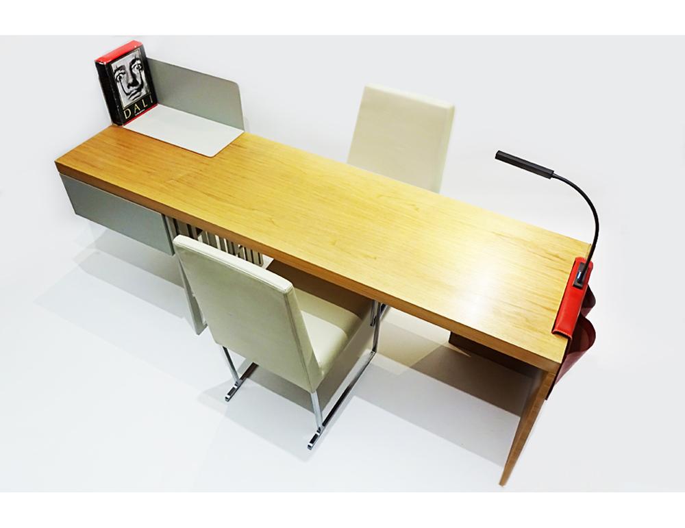 Modern Contemporary Molteni & Co Scriba Desk with 2 B&B Italia Solo Leather Chairs