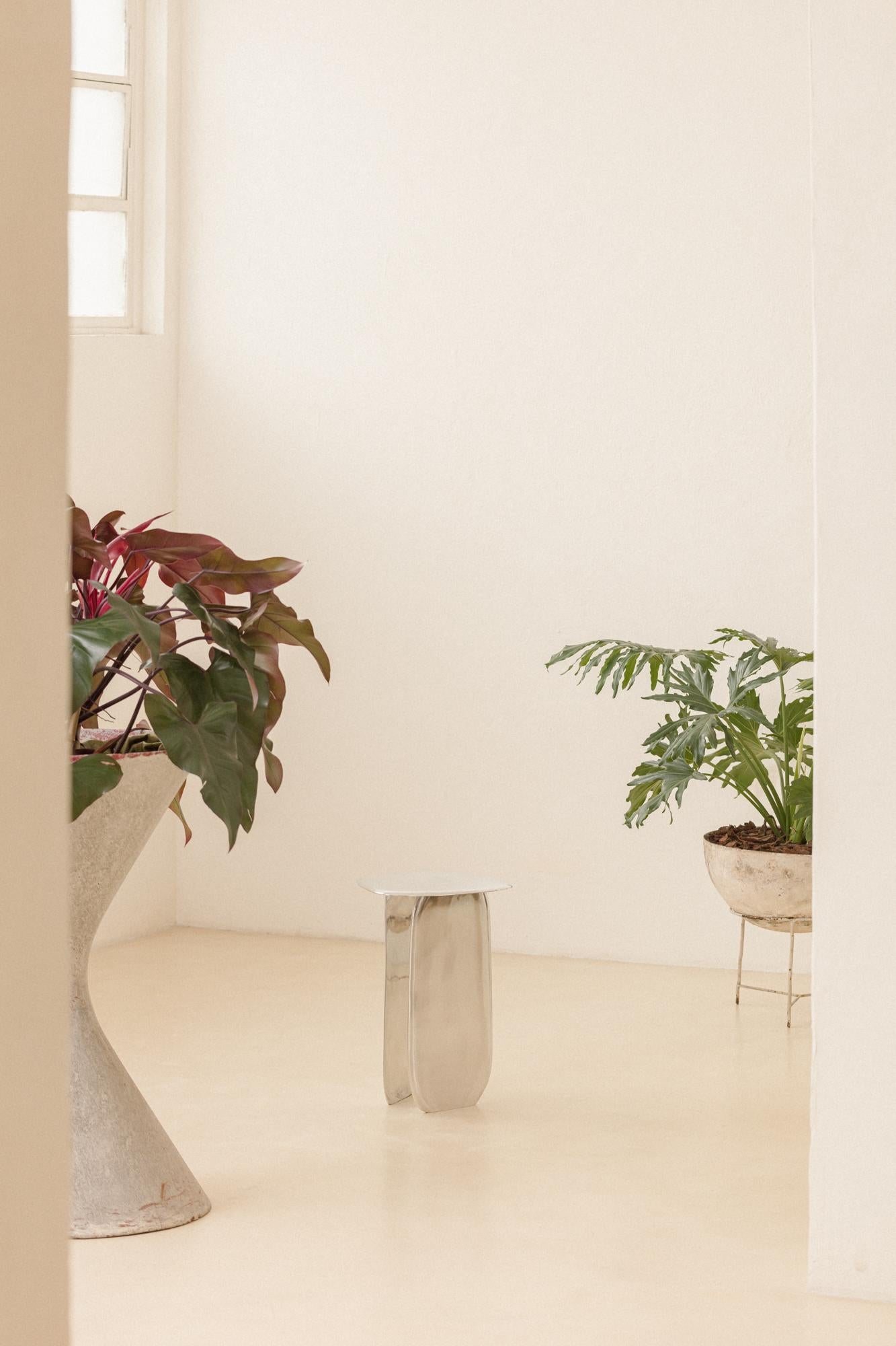 Aluminium Table d'appoint contemporaine Morfa Nº 01 par Lucas Recchia, 2019 en vente