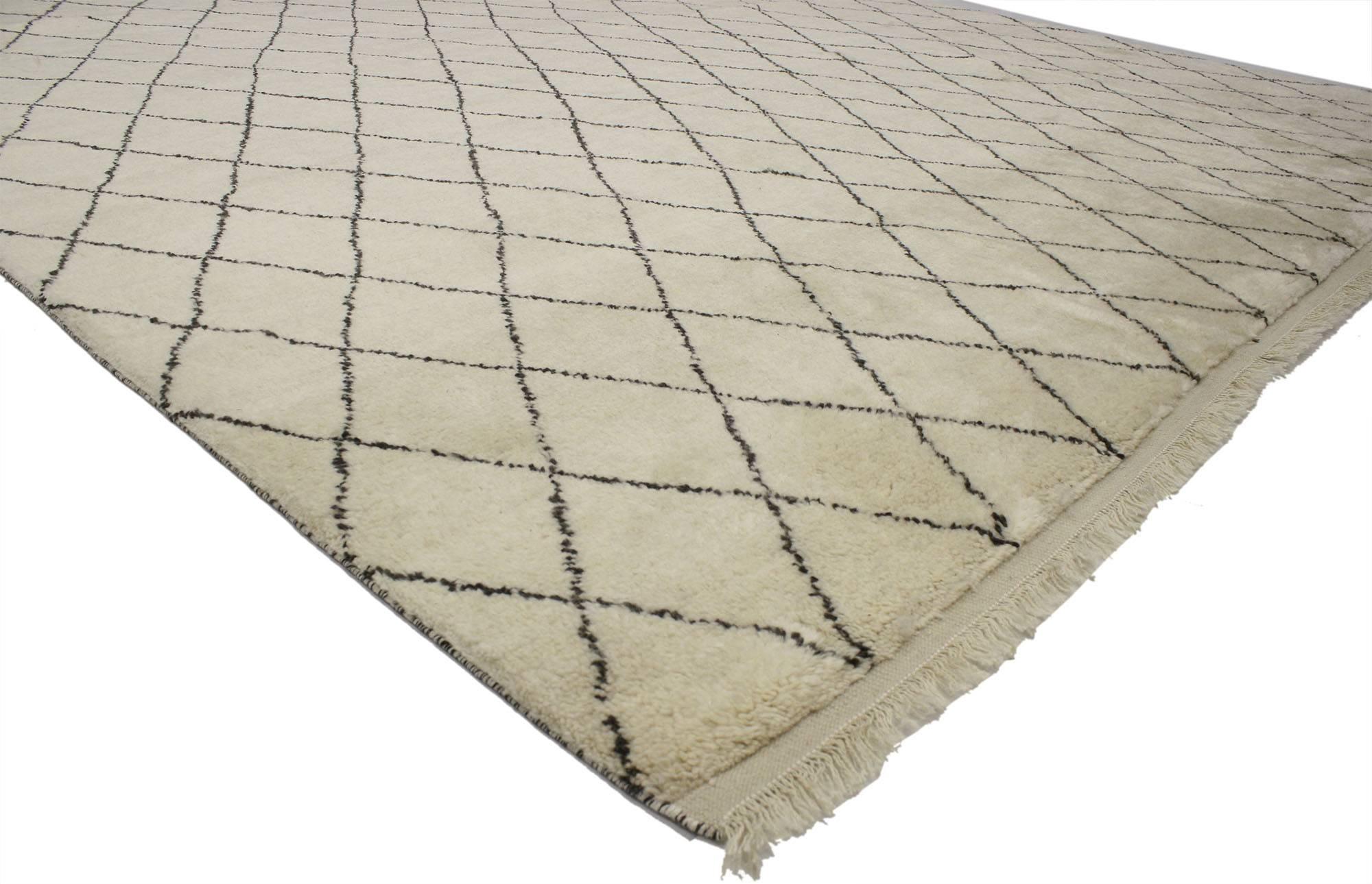 Mid-Century Modern New Contemporary Moroccan Area Rug with Modern Nomadic Design