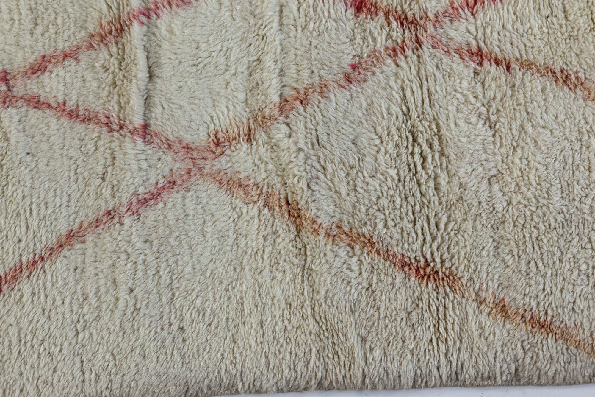 Marokkanischer geometrischer Wollteppich von Doris Leslie Blau (21. Jahrhundert und zeitgenössisch) im Angebot