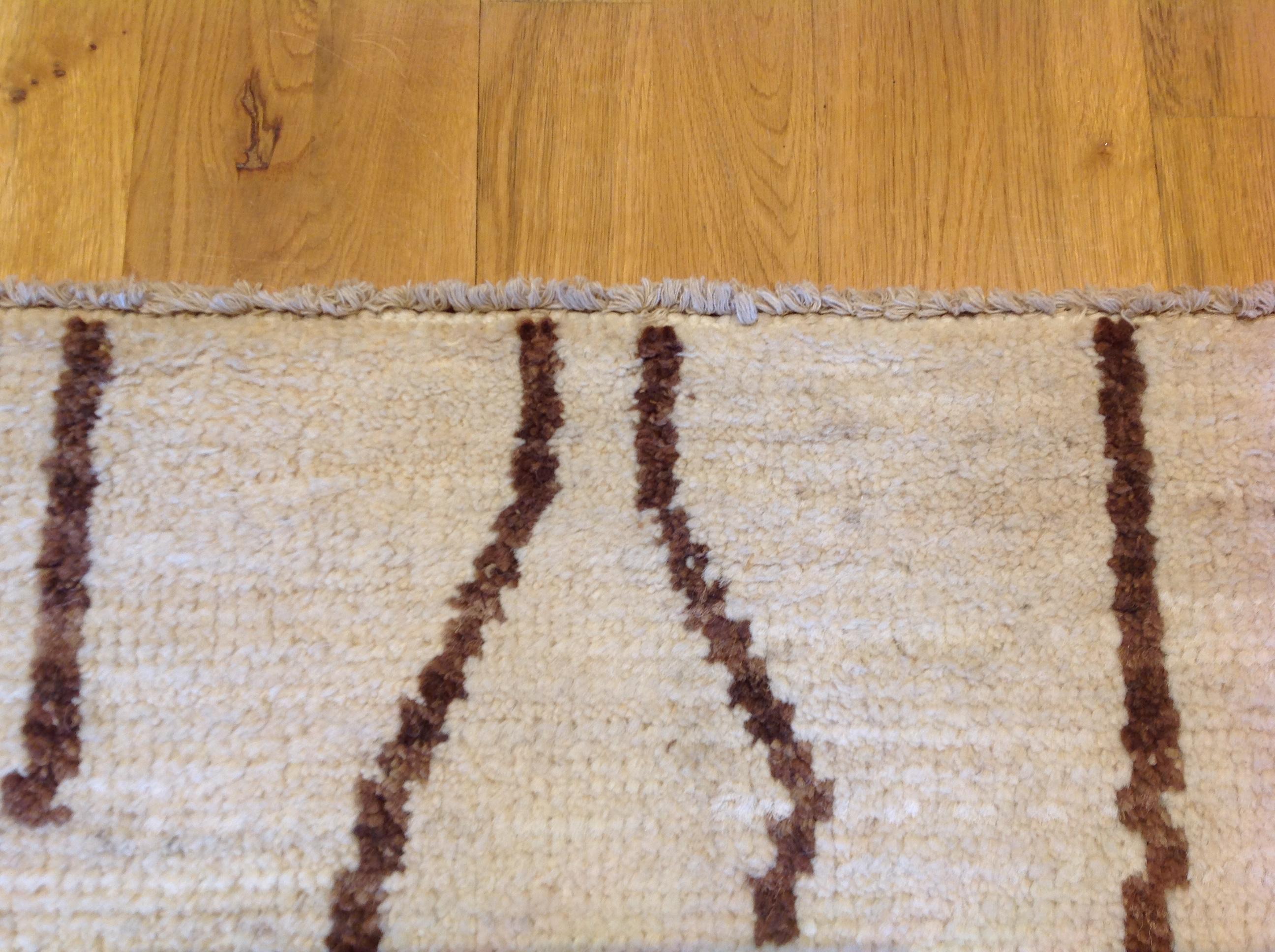 Wool Contemporary Moroccan Lines Rug For Sale
