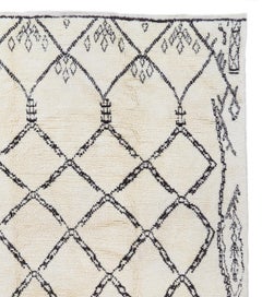 Tapis "Tulu" marocain contemporain en laine berbère 10x14 Ft. Options sur-mesure disponibles