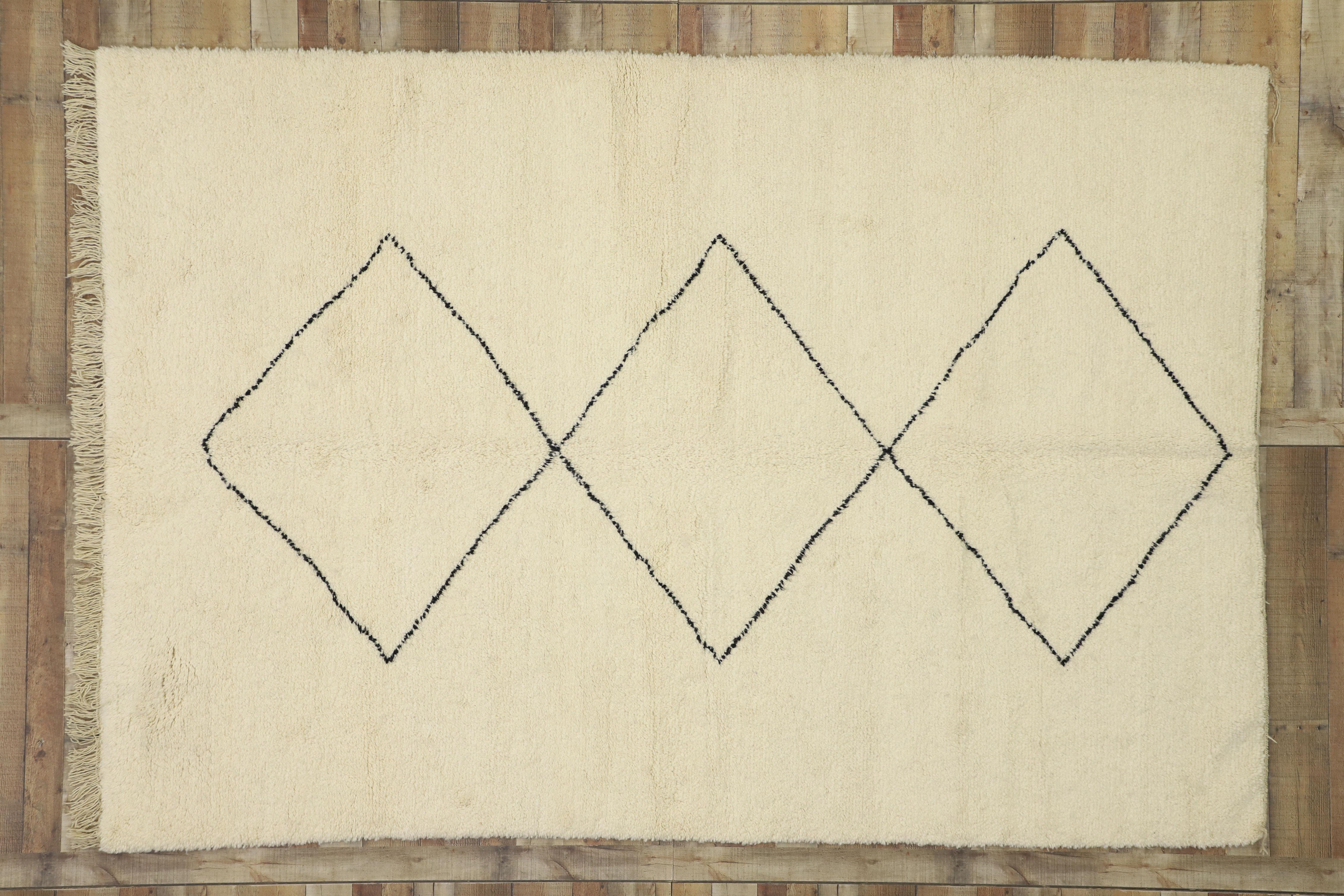 Marokkanischer Beni Ourain-Teppich der Organischen Moderne, Hygge auf Subtle Shibui (Wolle) im Angebot