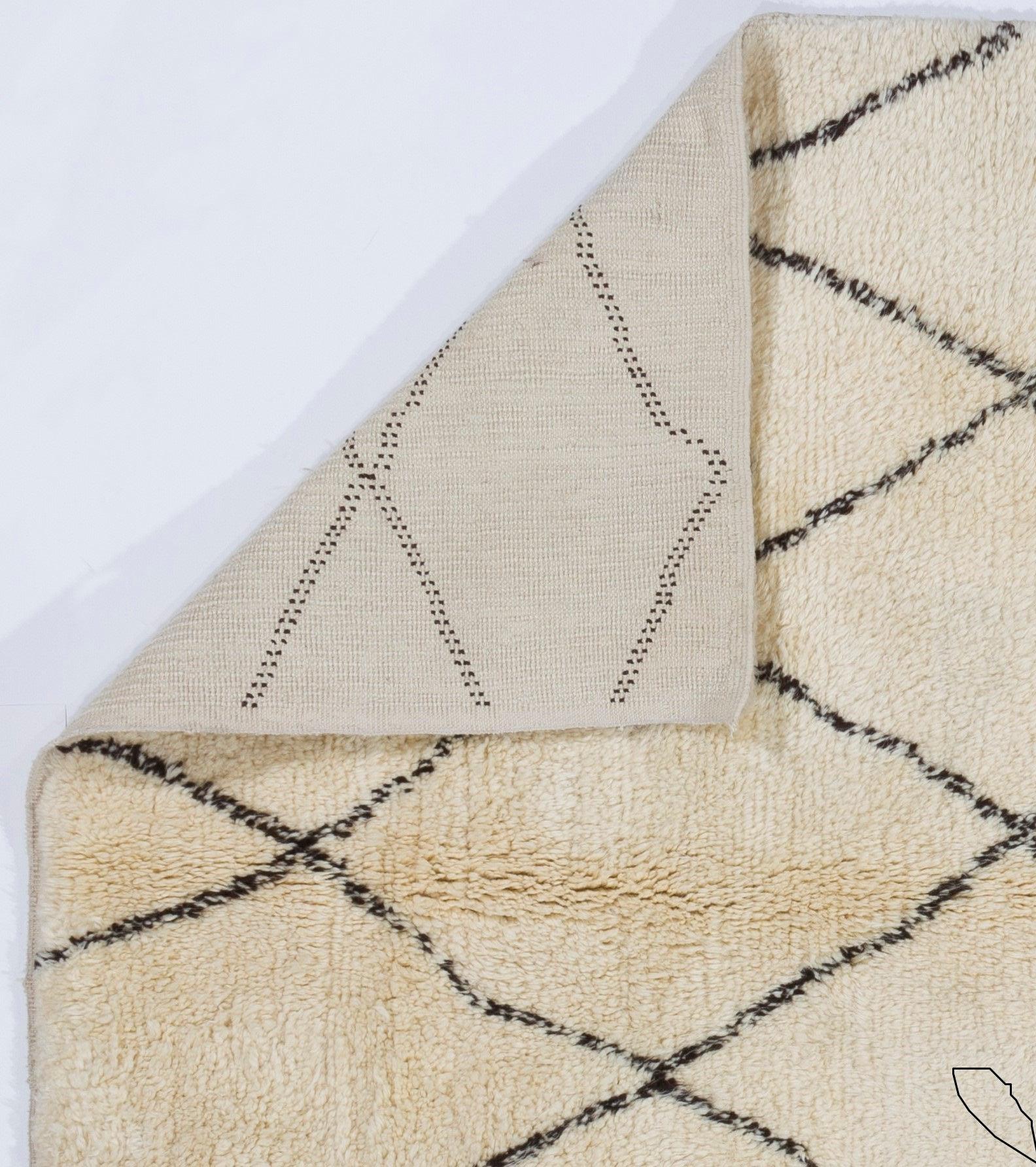 Hand-Knotted Beni Ourain Moroccan Tulu Rug Made of All Natural Wool. CUSTOM OPTIONS Available For Sale