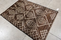 Contemporary Moroccan Rug – Tribal Diamond Grid with Berber Leaf Motifs