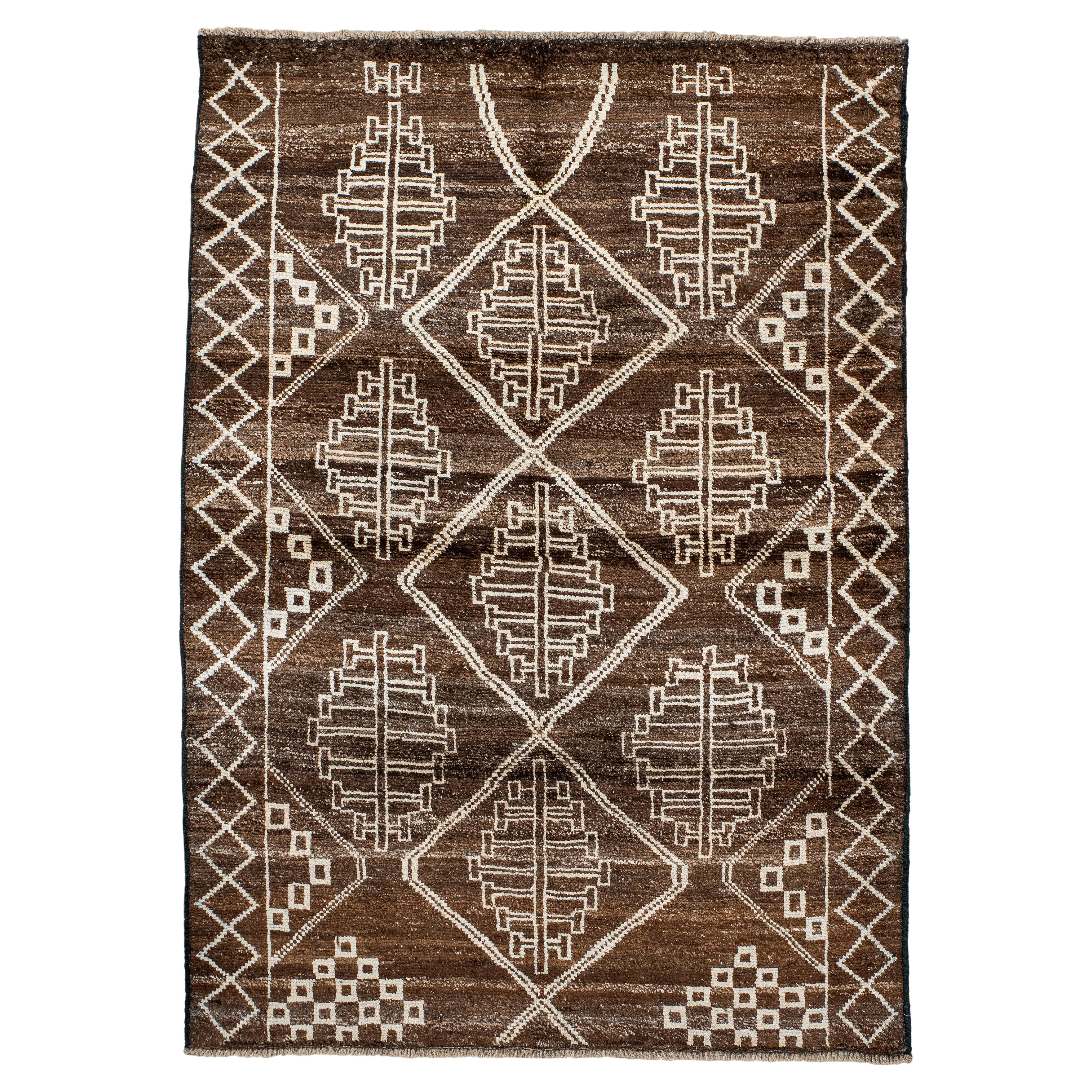 Alfombra marroquí contemporánea - Rejilla tribal de rombos con motivos de hojas bereberes en venta