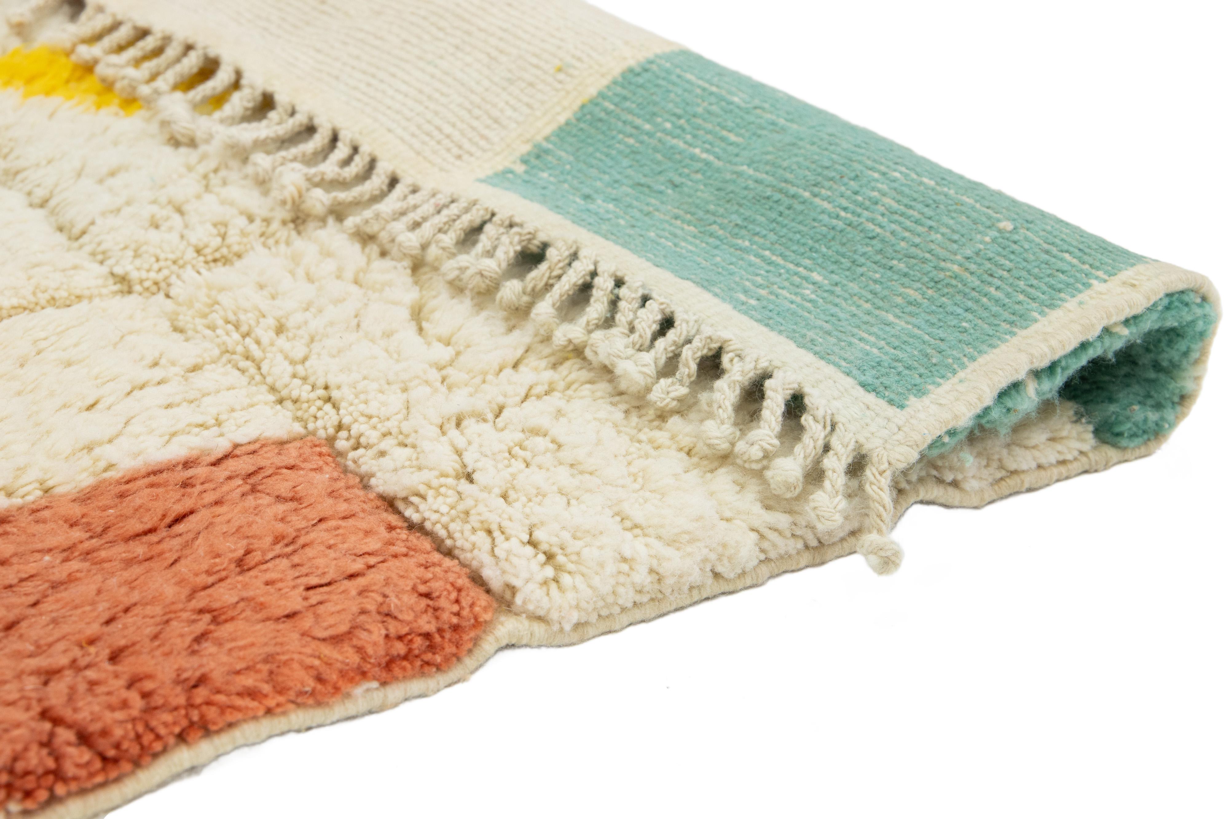 Modern Contemporary Moroccan Shag Wool Rug Handmade In Beige With Geometric Pattern For Sale
