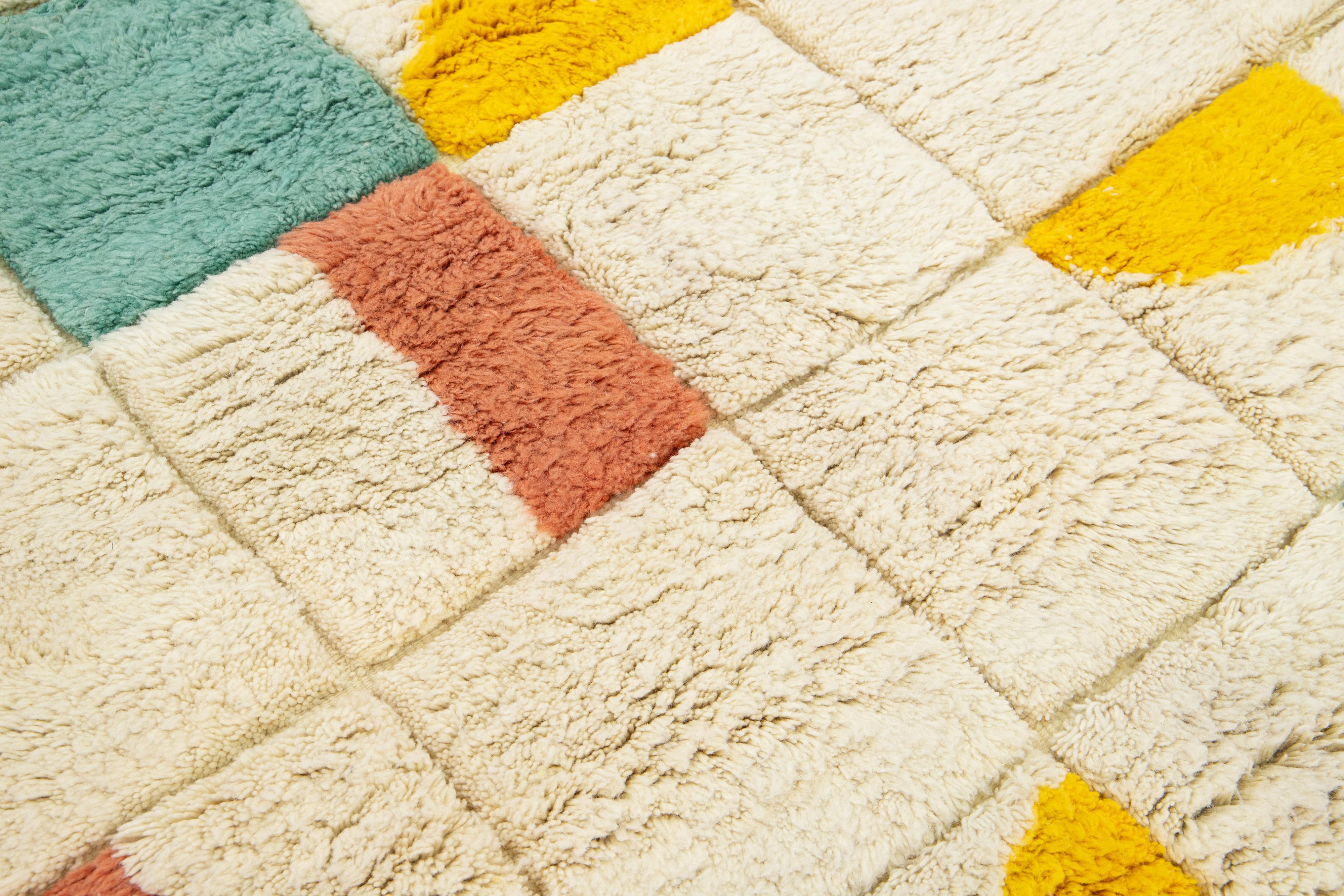 Contemporary Moroccan Shag Wool Rug Handmade In Beige With Geometric Pattern In New Condition For Sale In Norwalk, CT