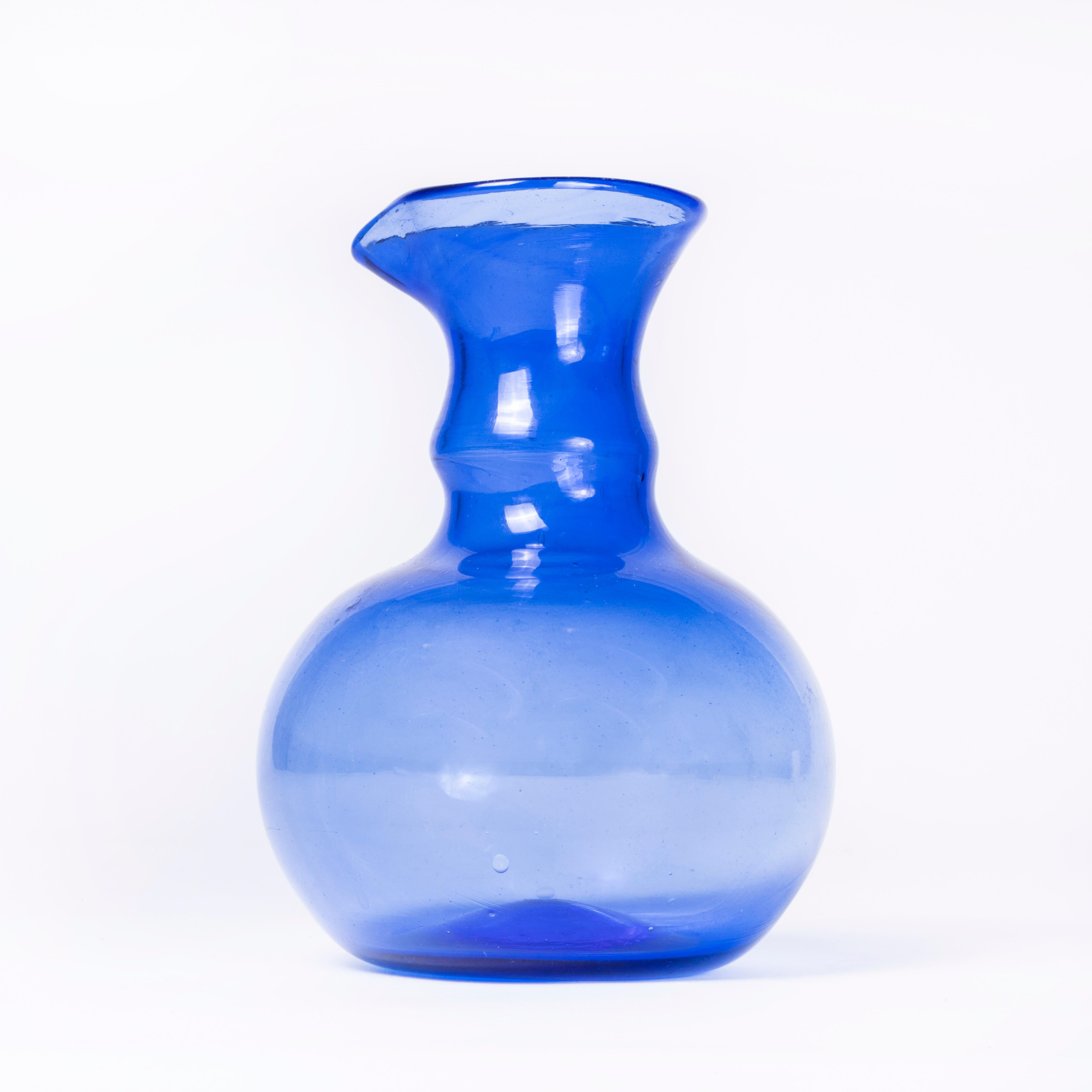 XXI secolo e contemporaneo Contemporary Moroccan Small Mouthblown Jug - Blue in vendita