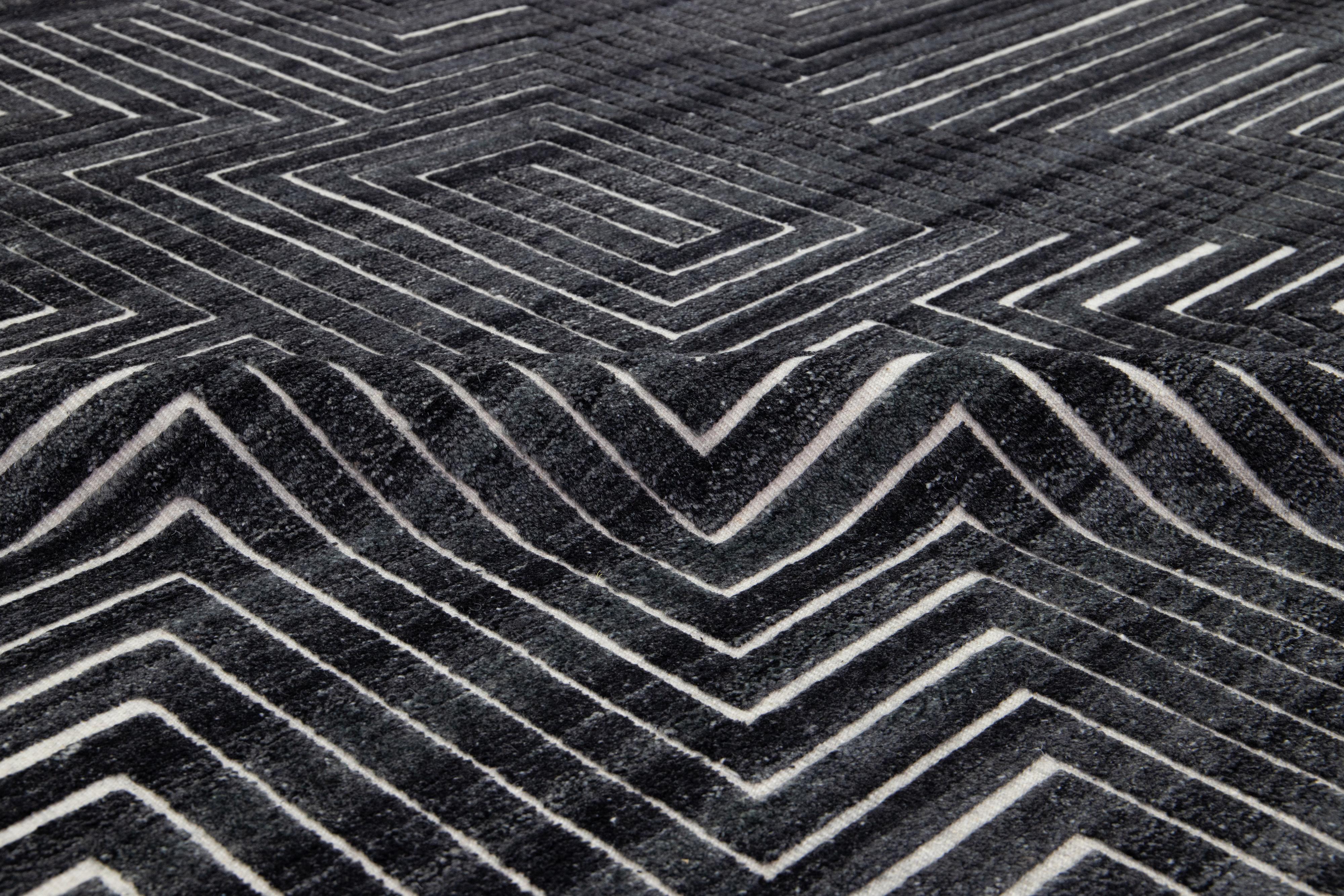 Contemporary Moroccan Style Charcoal Wool Rug with Geometric Pattern By Apadana im Angebot 1