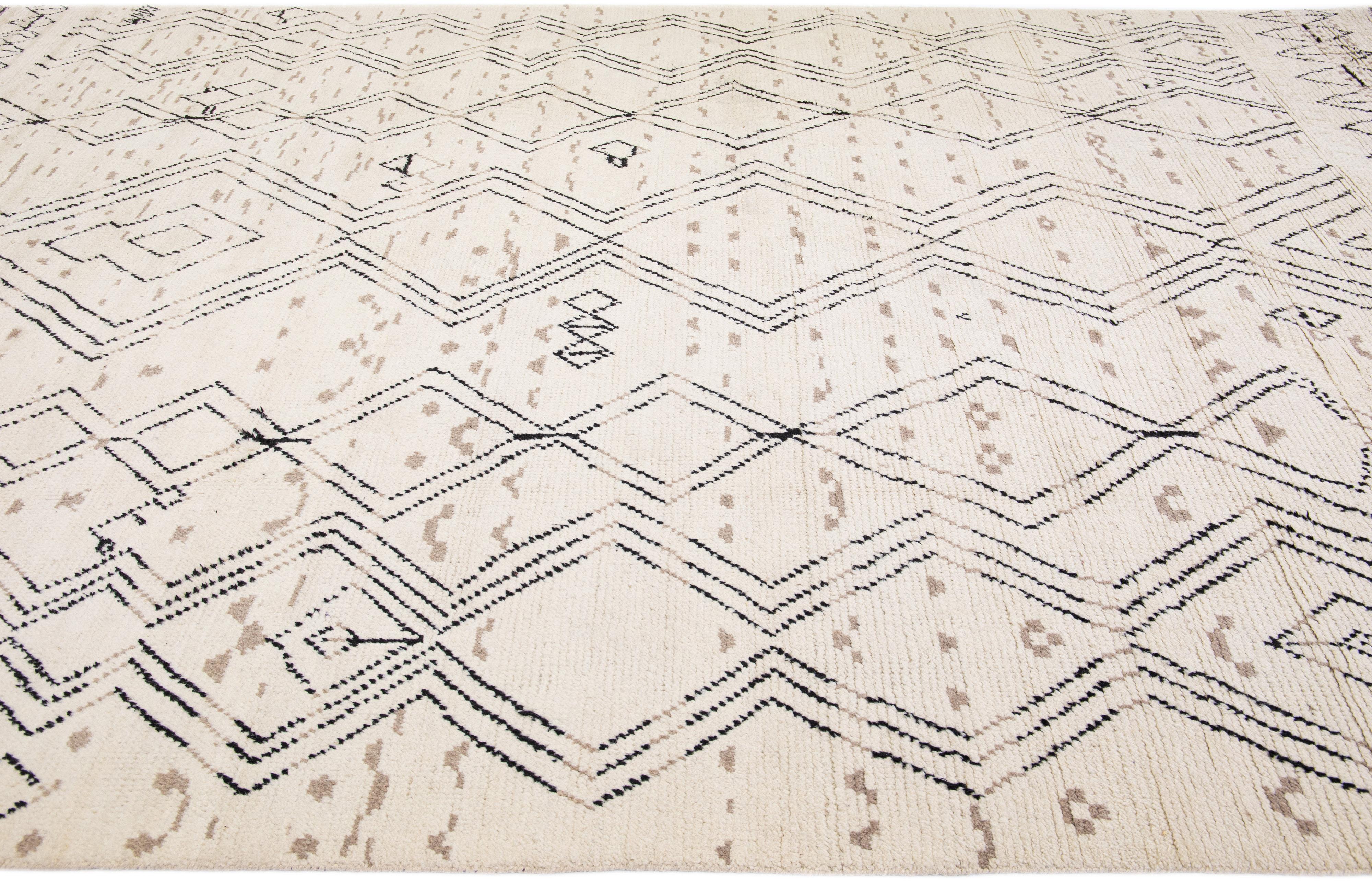 Hand-Knotted Contemporary Moroccan Style Handmade Ivory Wool Rug With Tribal Design For Sale