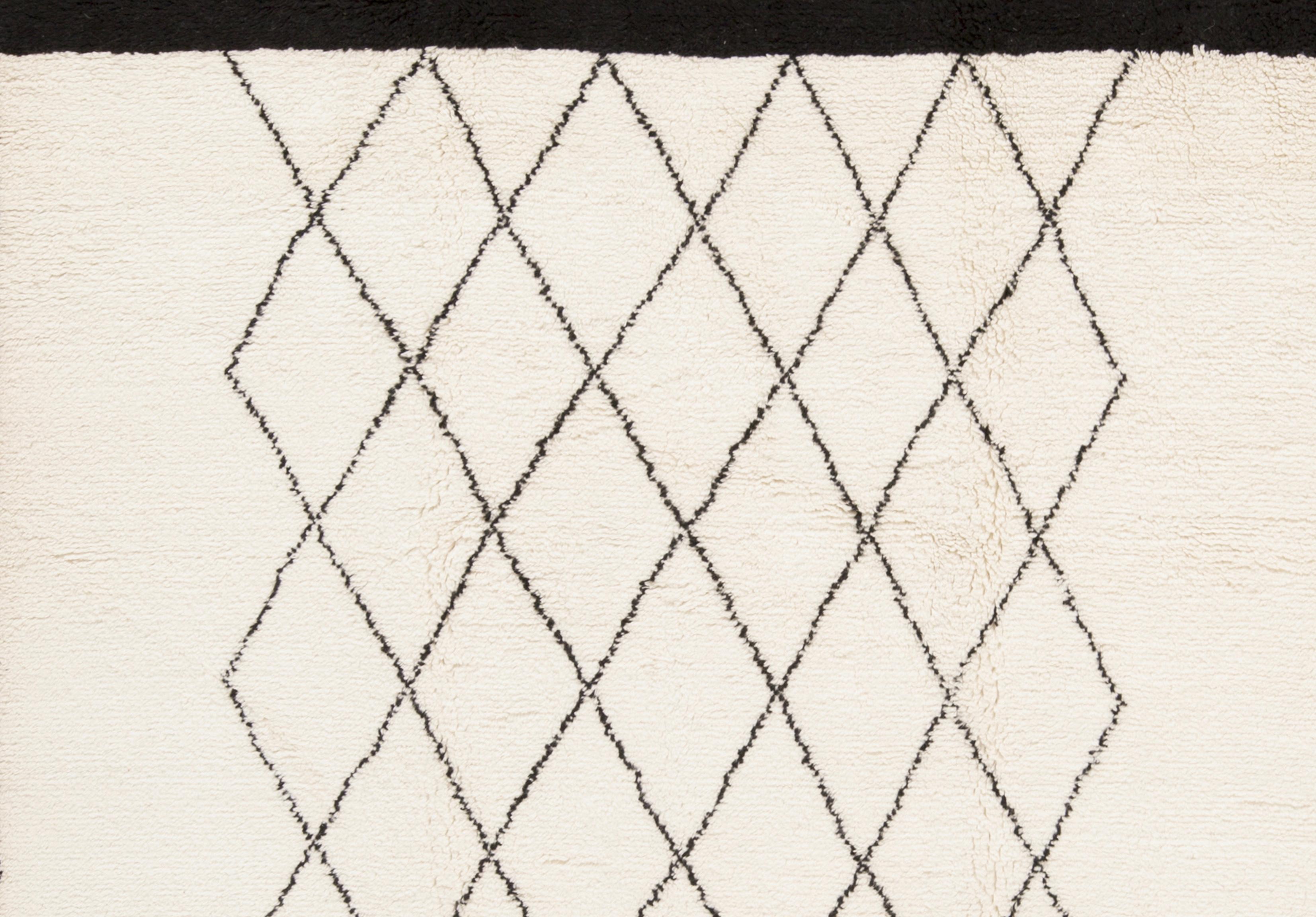 diamond pattern wool rug