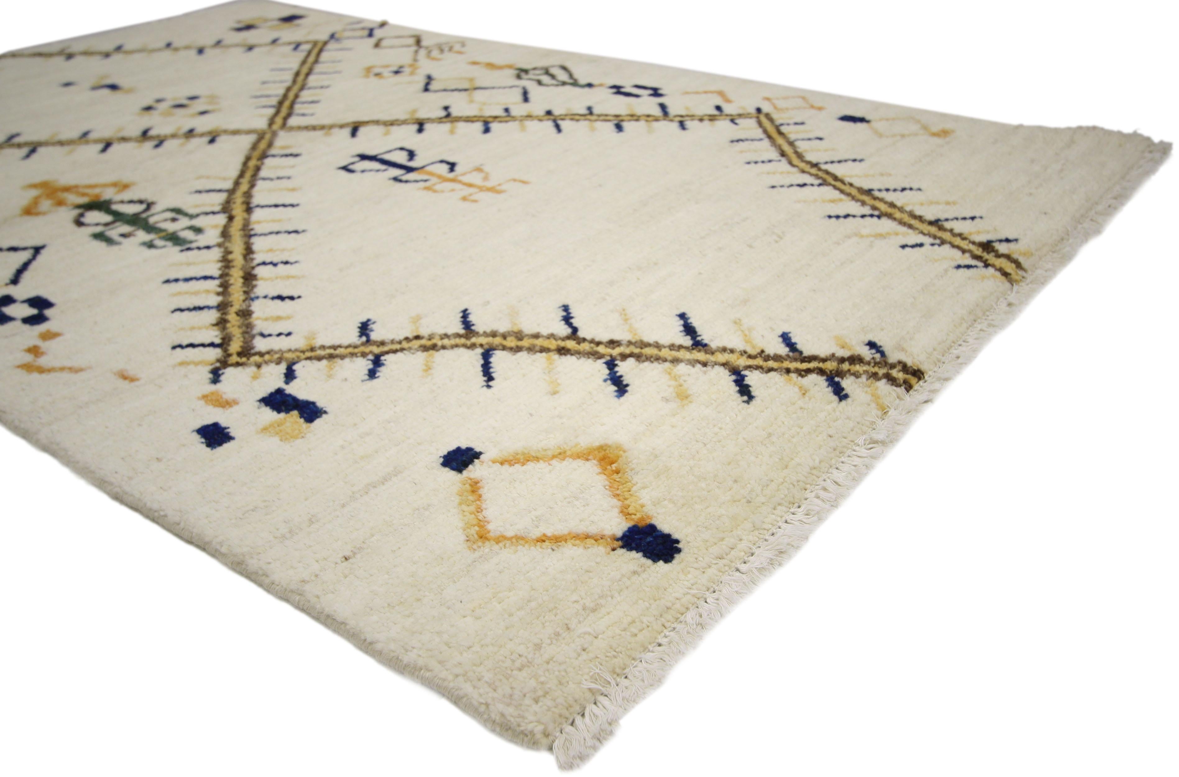 80299 Contemporary Moroccan Style Rug with Tribal Design. This Moroccan style rug harmonizes disparate elements, brings modern tribal style while adding texture and depth to your space. This is a fantastic example of a contemporary Moroccan style