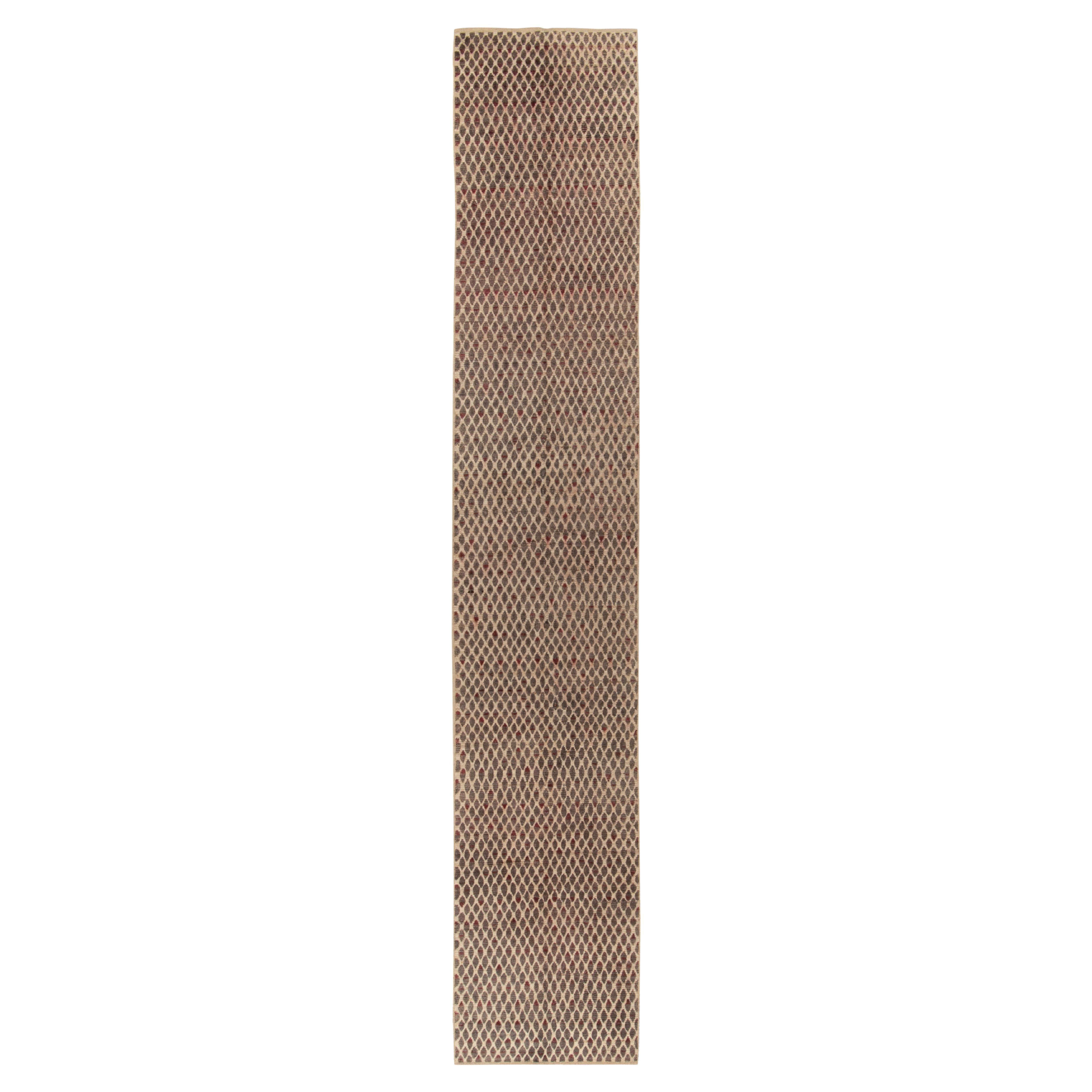 Rug & Kilim's Contemporary Moroccan Style Runner in Beige-Brown, Grey & Red For Sale