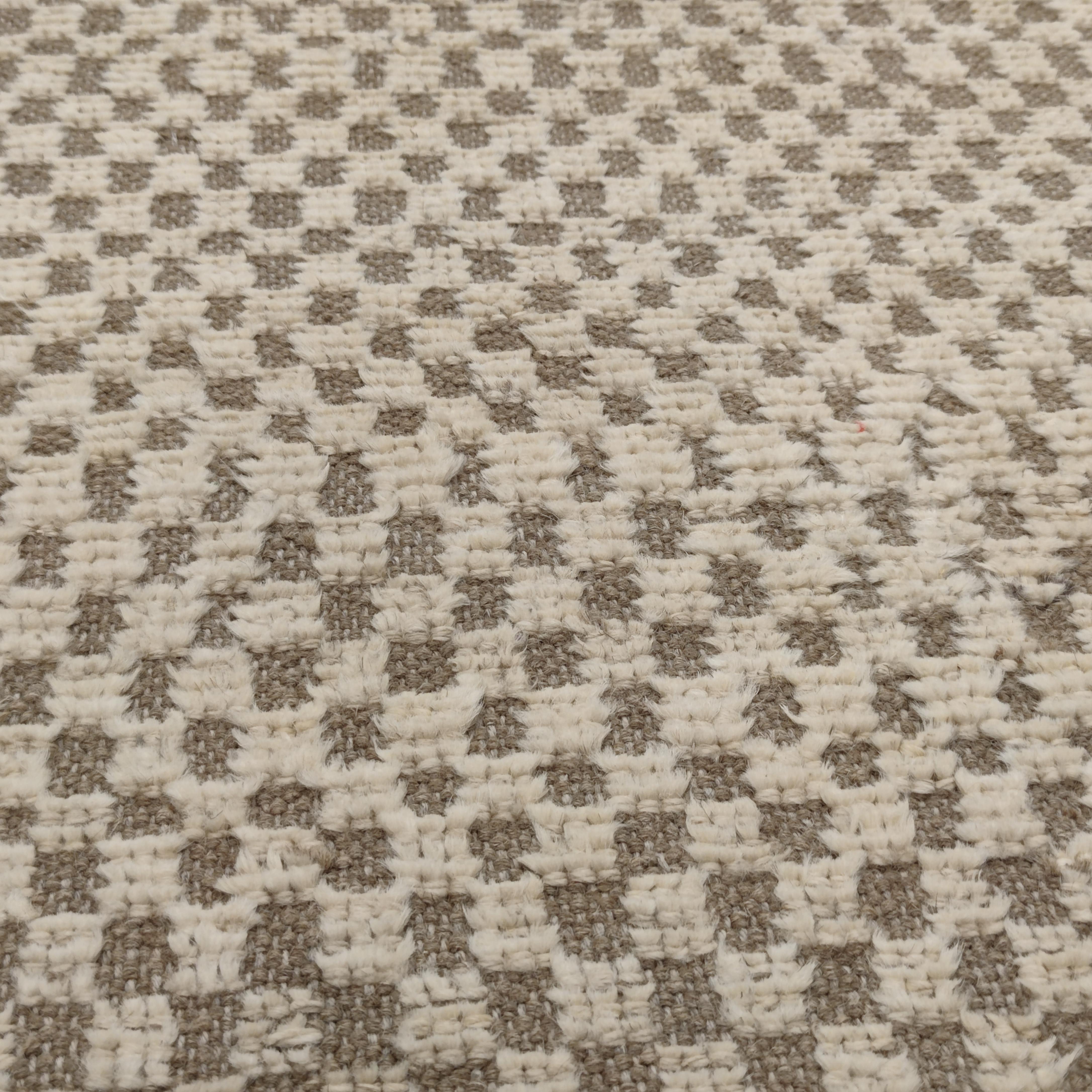 Hand-Knotted Contemporary Moroccan Style White and Taupe Tuareg Rug by Alberto Levi Gallery For Sale