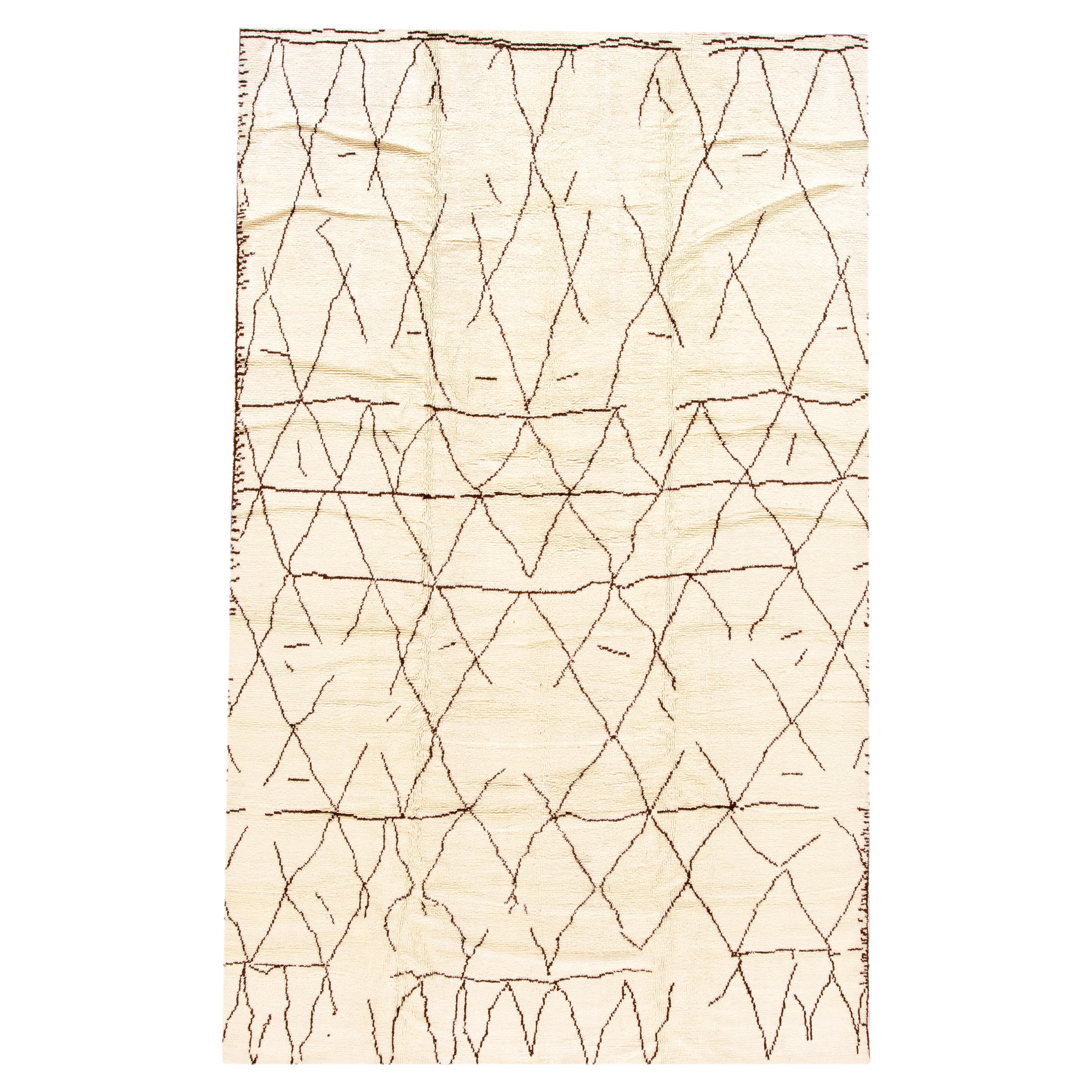 Contemporary Moroccan Style Wool Rug With Geometric Pattern