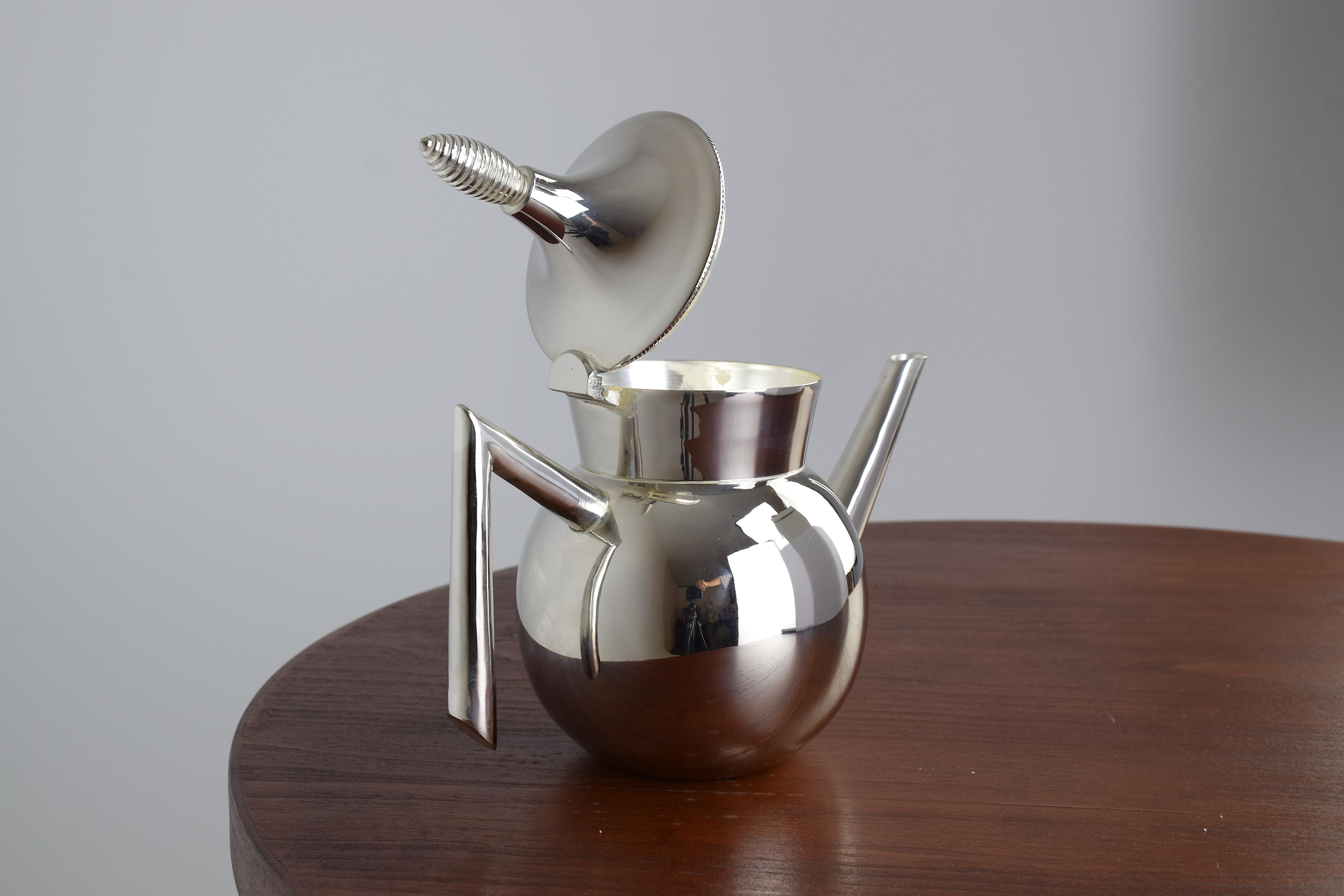 Contemporary Moroccan Teapot by Jonathan Amar 2