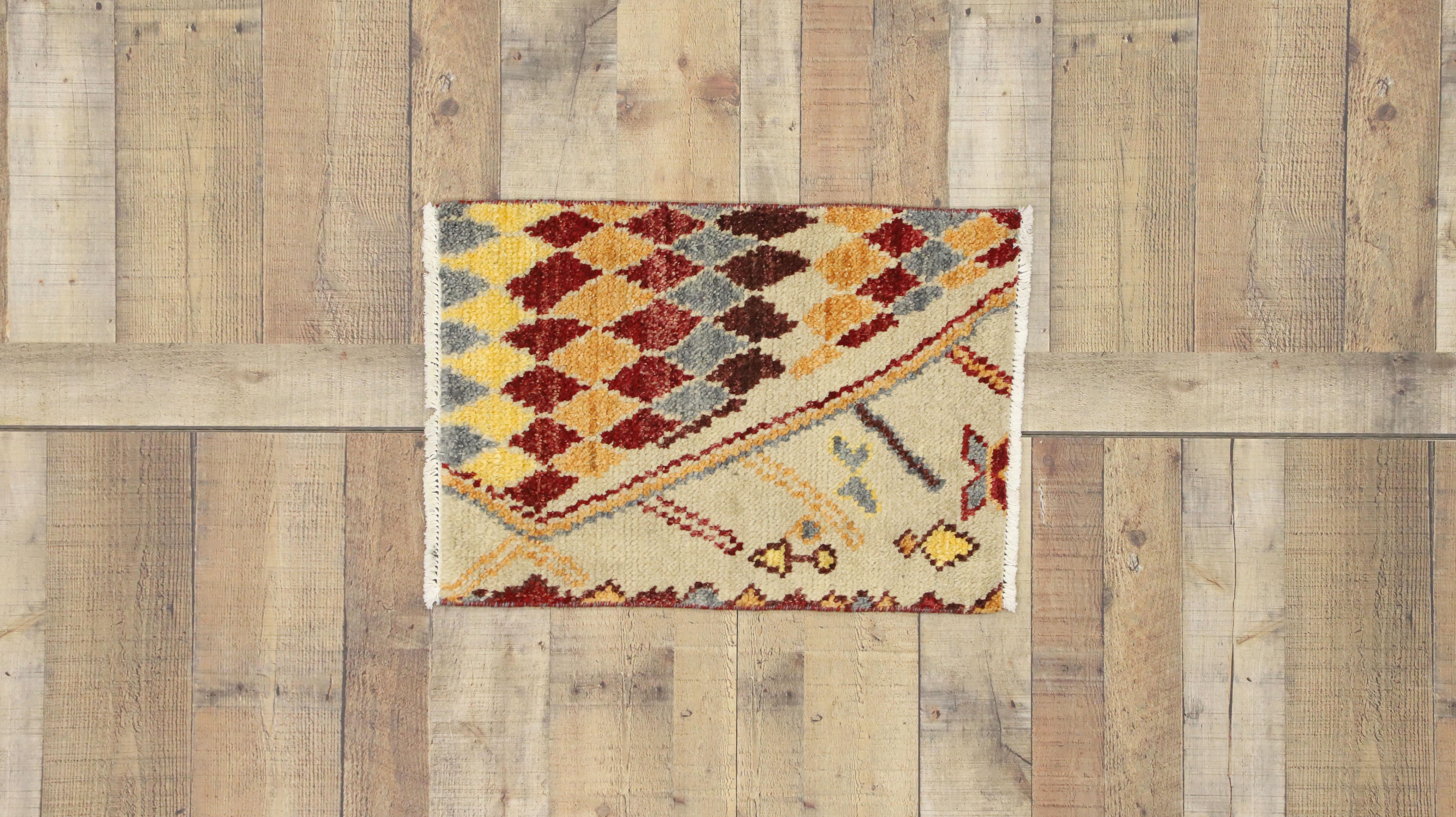 Wool Contemporary Moroccan Wagireh Rug For Sale
