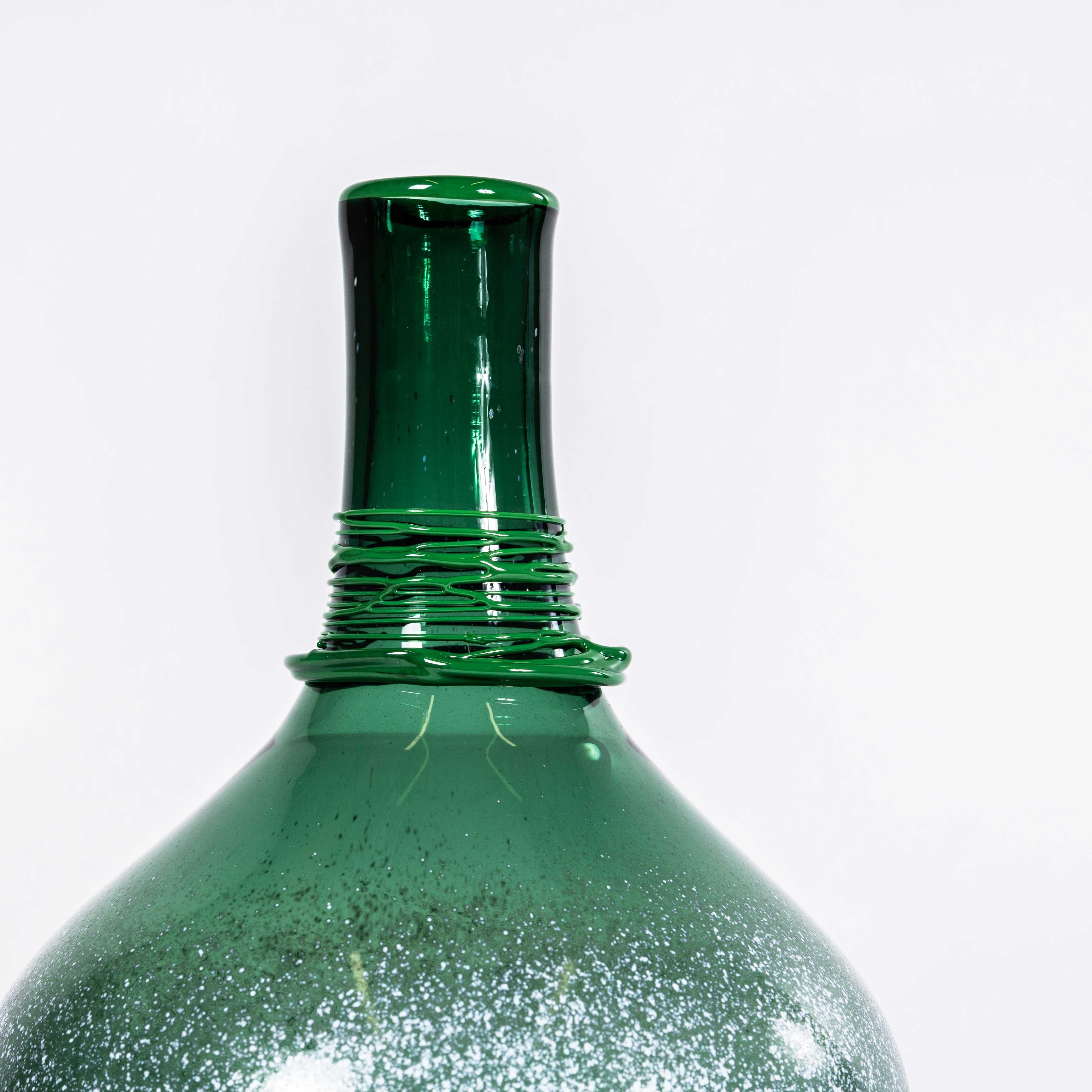 English Contemporary Mouthblown Vessel Low Water - Jahday Ford For Sale