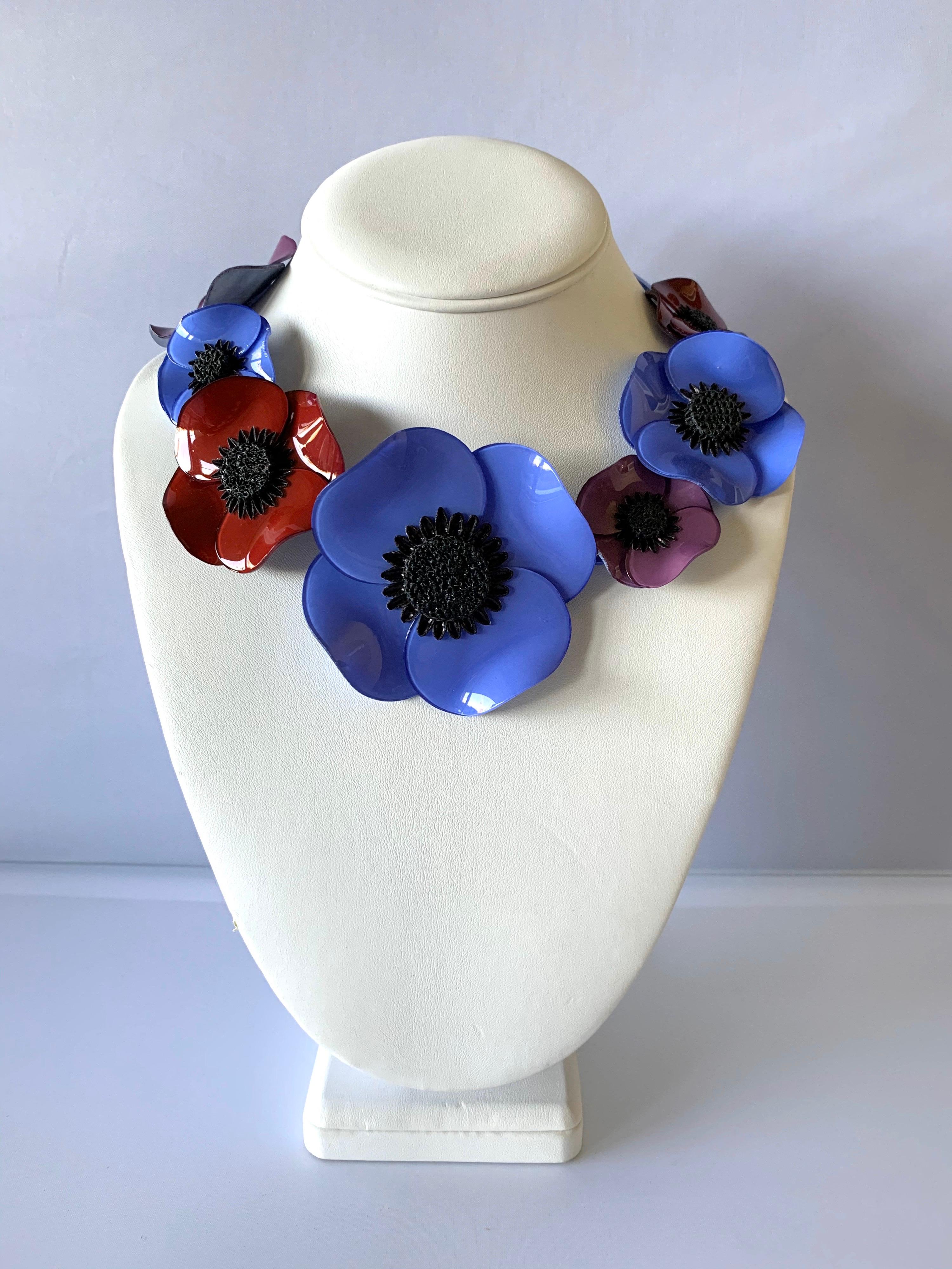 Contemporary Multi Color Poppy  Necklace In New Condition In Palm Springs, CA