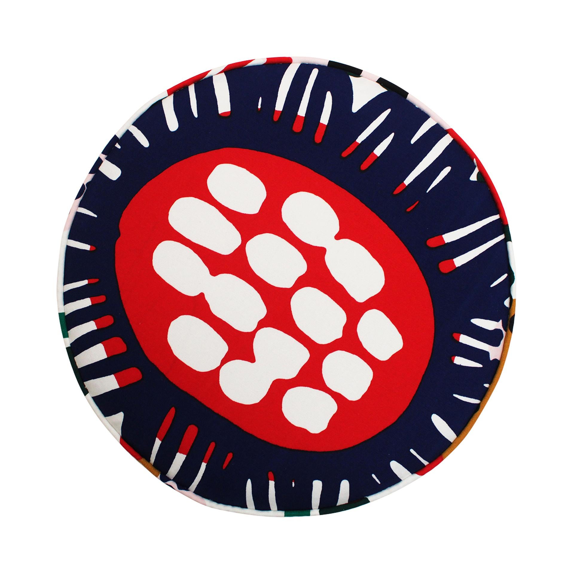 Zeitgenössisches Paar runder Poufs aus italienischem Stoff mit Blumenmustern in mehreren Farben (Messing) im Angebot