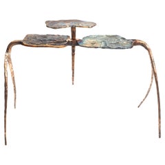 Table d'appoint contemporaine multicolore en aluminium forgé et bronze 2 par Conrad Hicks