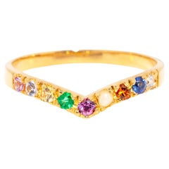 Anillo Contemporáneo Estilo Chevron de Piedras Preciosas Multicolor Oro Amarillo de 22 Quilates