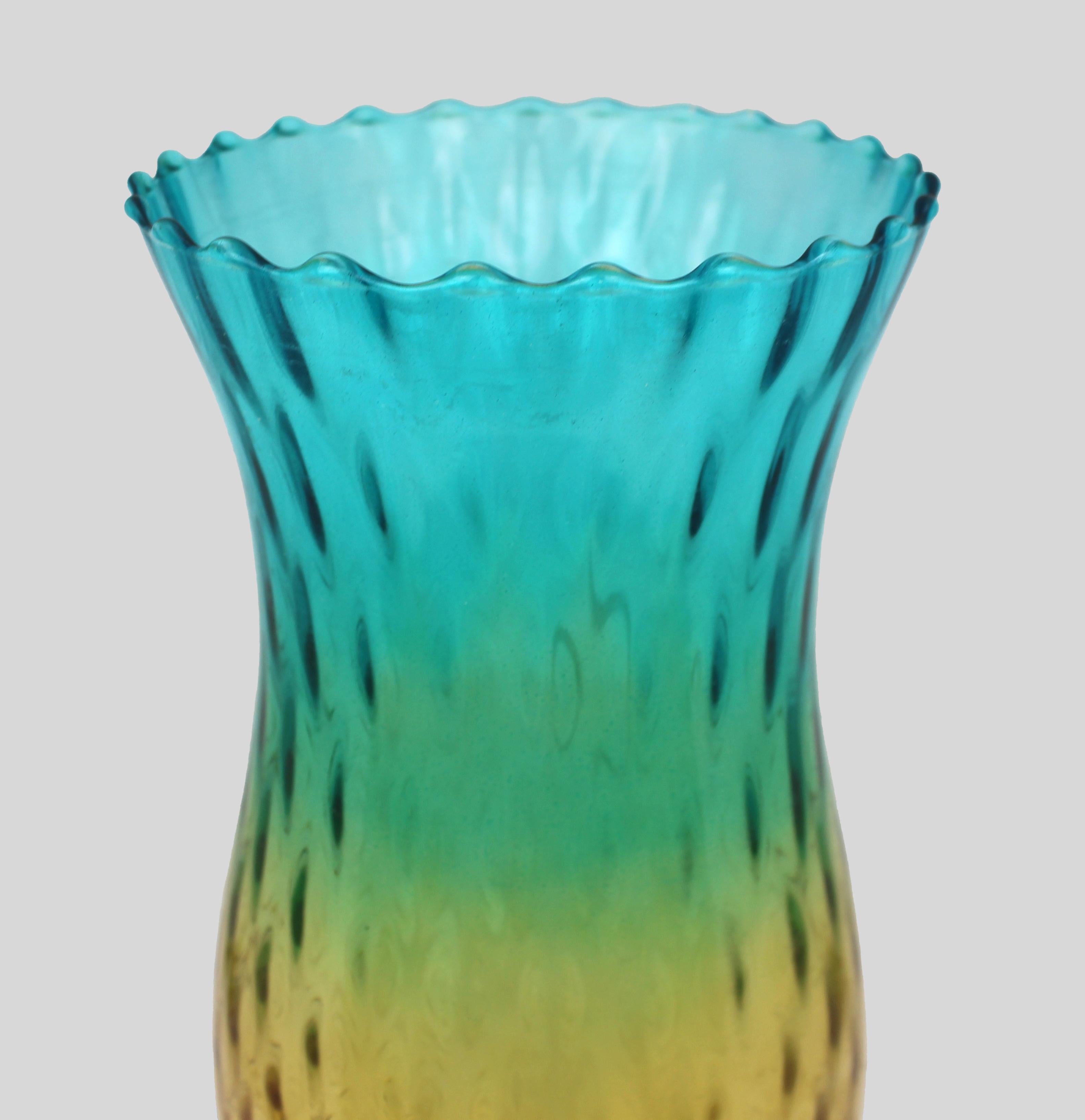 italien Vase contemporain en verre d'art de Murano - Bleu et ambre avec motif de clous de girofle en vente
