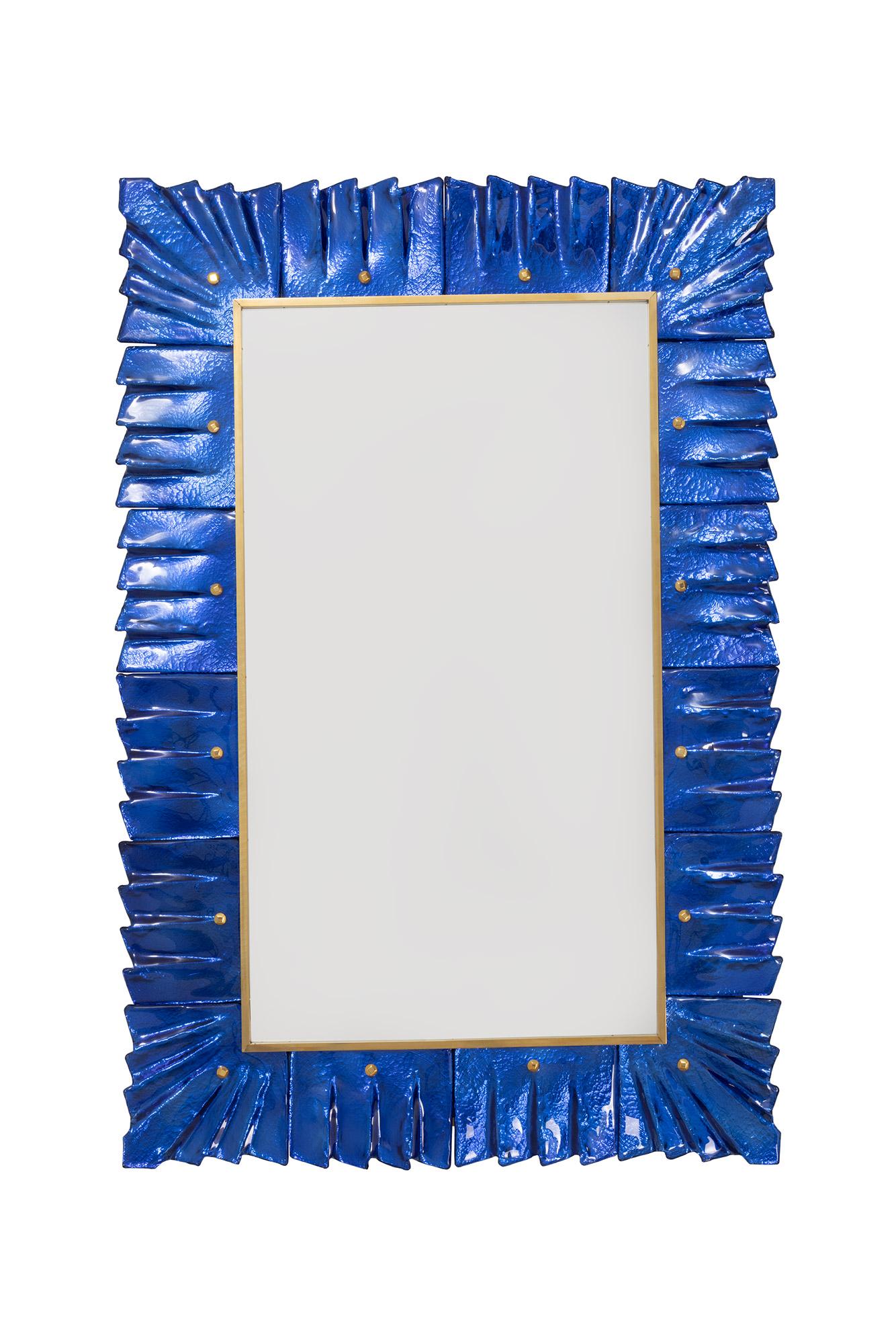 Mid-Century Modern Miroir contemporain en verre bleu cobalt de Murano, en stock en vente
