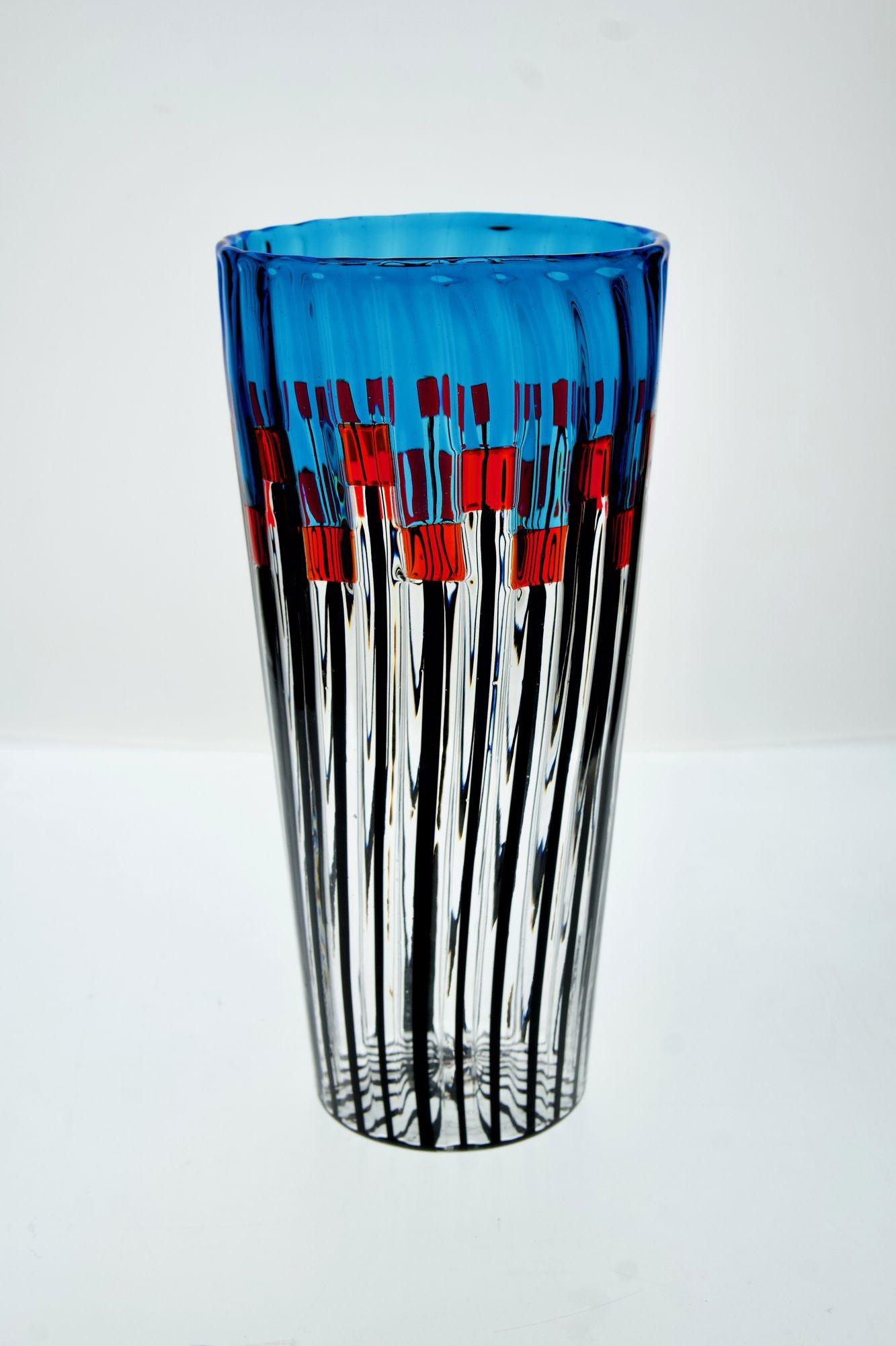 Contemporary Murano glass vase, Model: Mille Papaveri Rossi For Sale 5