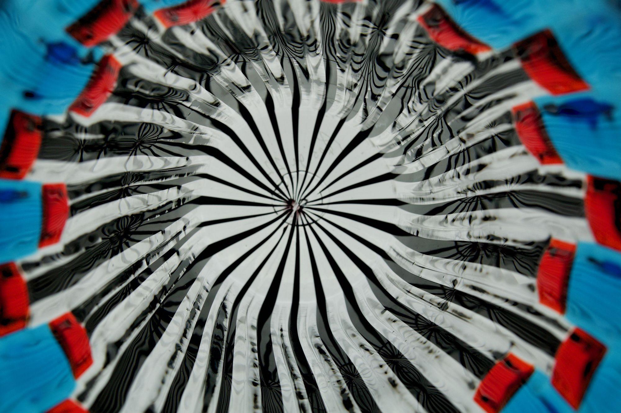 Contemporary Murano glass vase, Model: Mille Papaveri Rossi For Sale 11