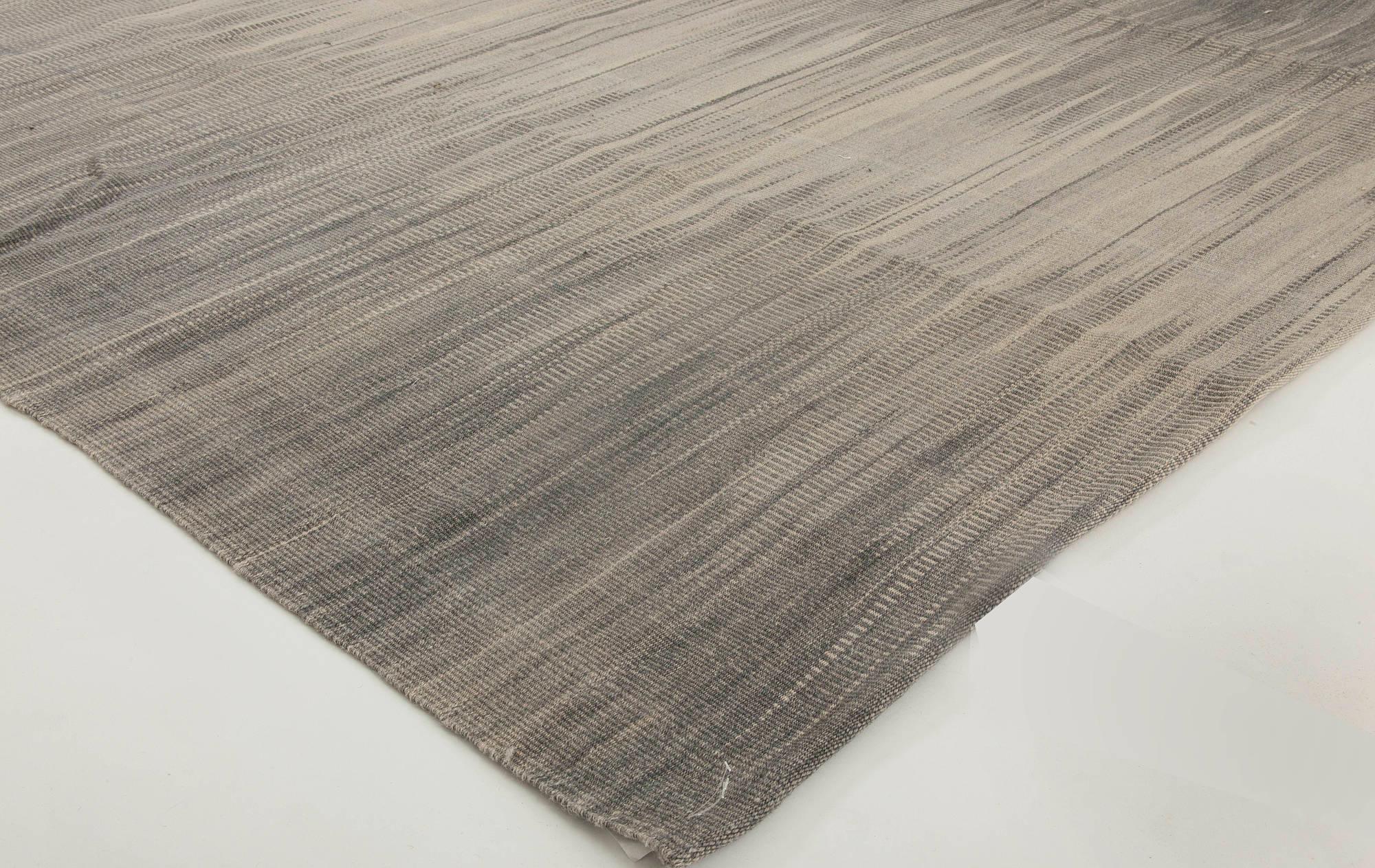 Contemporary Muted Silver, Blue Flat-Weave Wool Rug by Doris Leslie Blau In New Condition For Sale In New York, NY