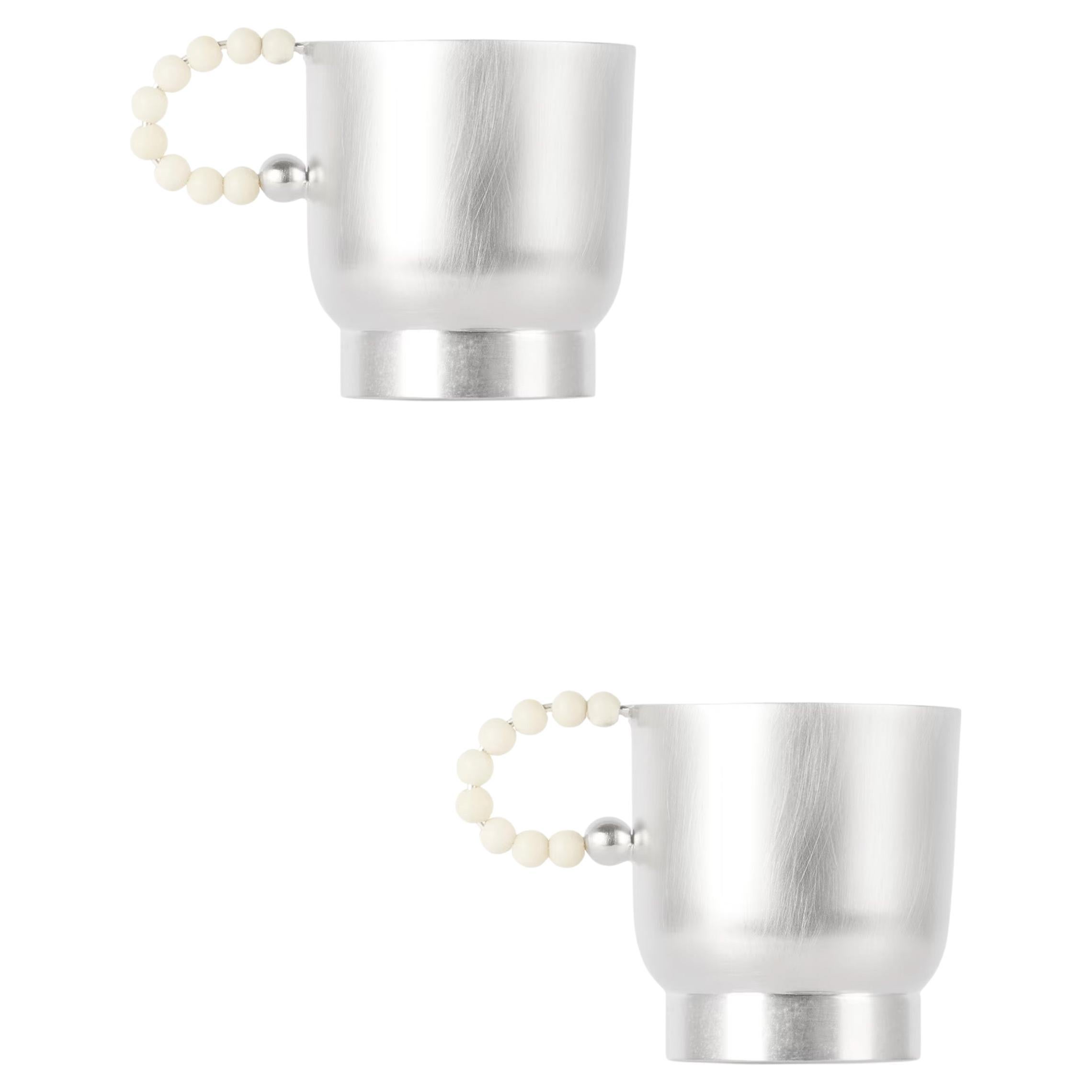 Contemporánea Natalia Criado Taza de té con perlas de cuarzo blanco plateado