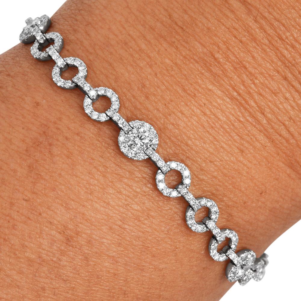 Contemporary Natural 3,36 Karat Diamanten 18K Round Link Tennisarmband (Moderne) im Angebot