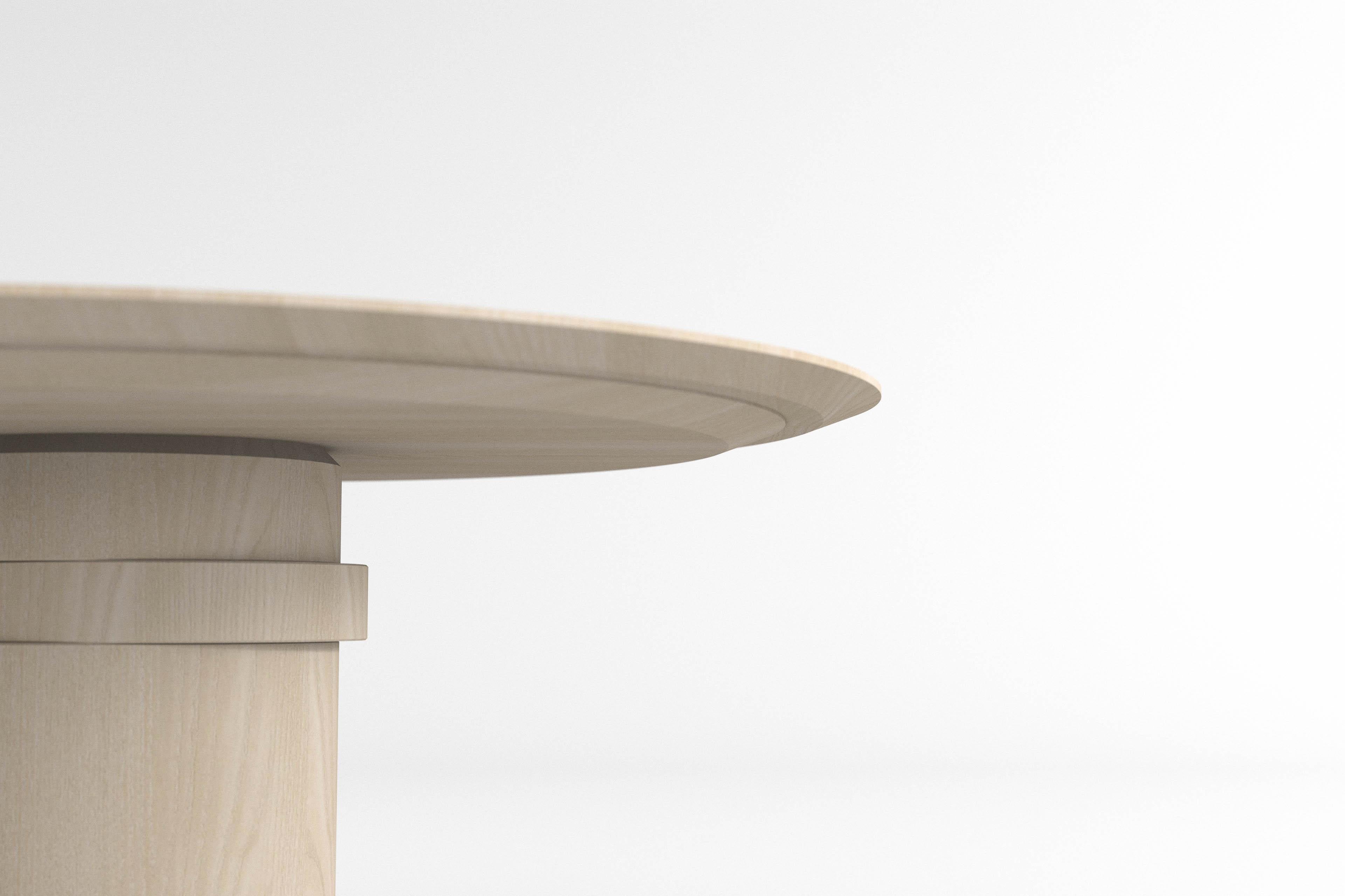 Other Contemporary round dining table, natural ash wood, shifting disc, Belgian design For Sale