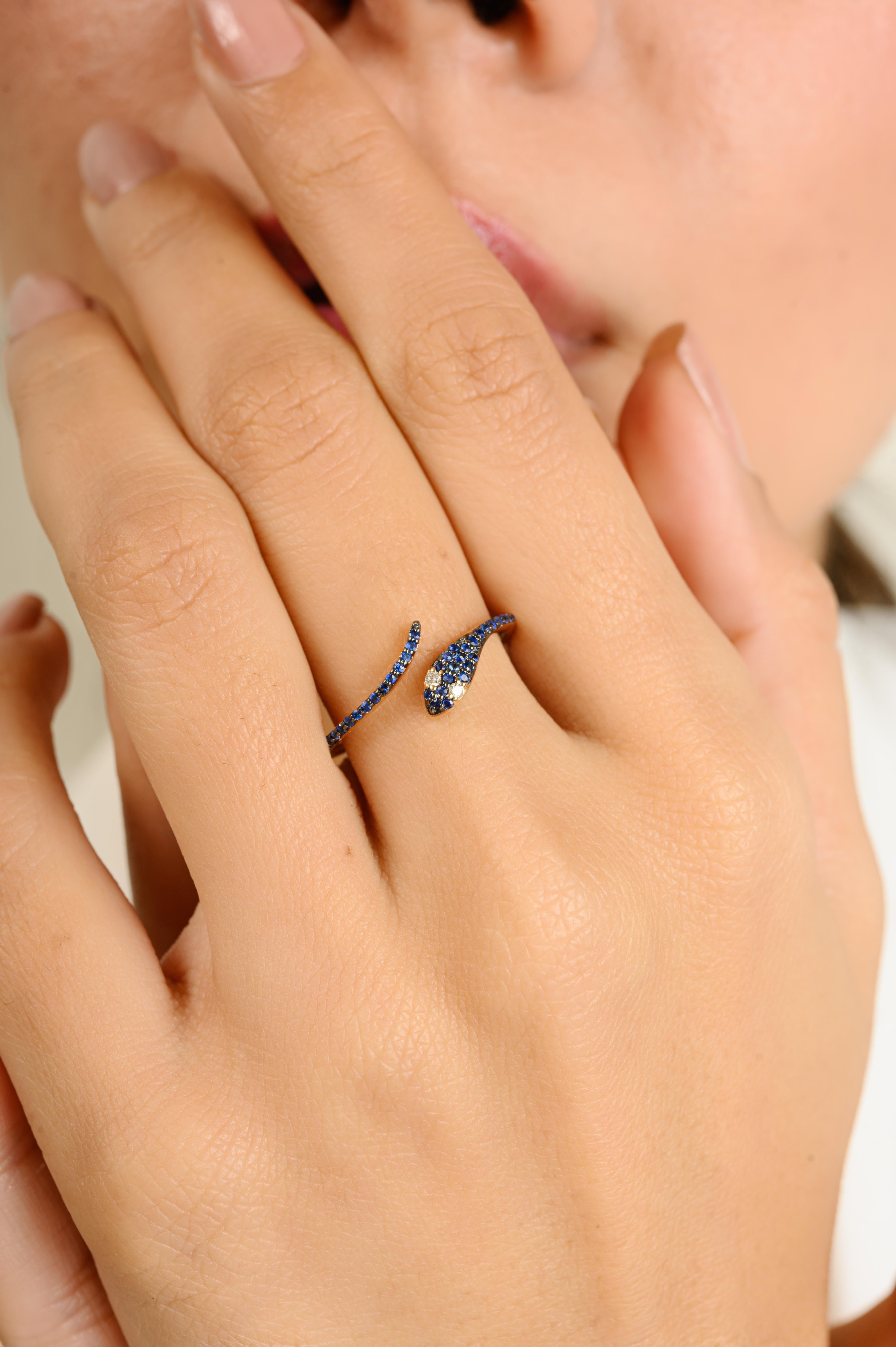 Im Angebot: Contemporary Natural Blue Sapphire & Diamond Thin Snake Ring in 14k Weißgold () 4