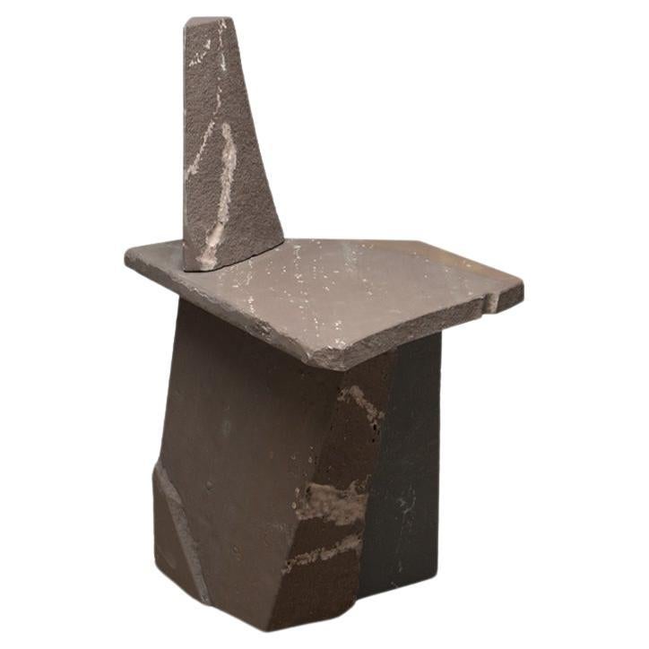 Chaise contemporaine naturelle 13, Graywacke Offcut Gray Stone, Carsten in der Elst en vente
