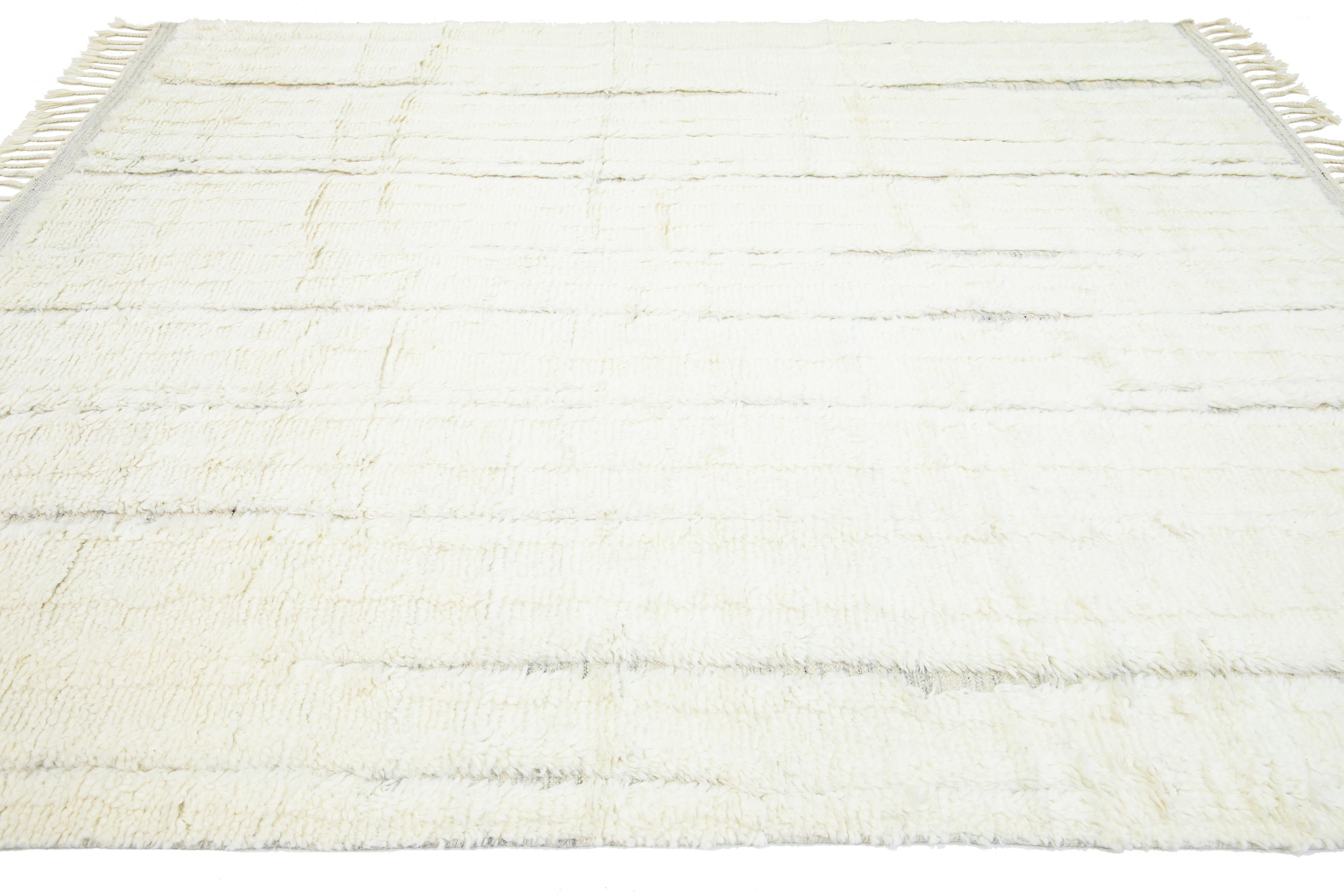Hand-Knotted Contemporary Natural Handmade Moroccan-Style Wool Rug In Ivory by Apadana For Sale