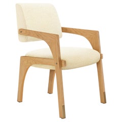 Contemporary natural oak cream bouclé Arches dining chair by InsidherLand