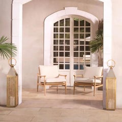 Contemporary Natural Teak Outdoor Armchair with Off-White Cushion