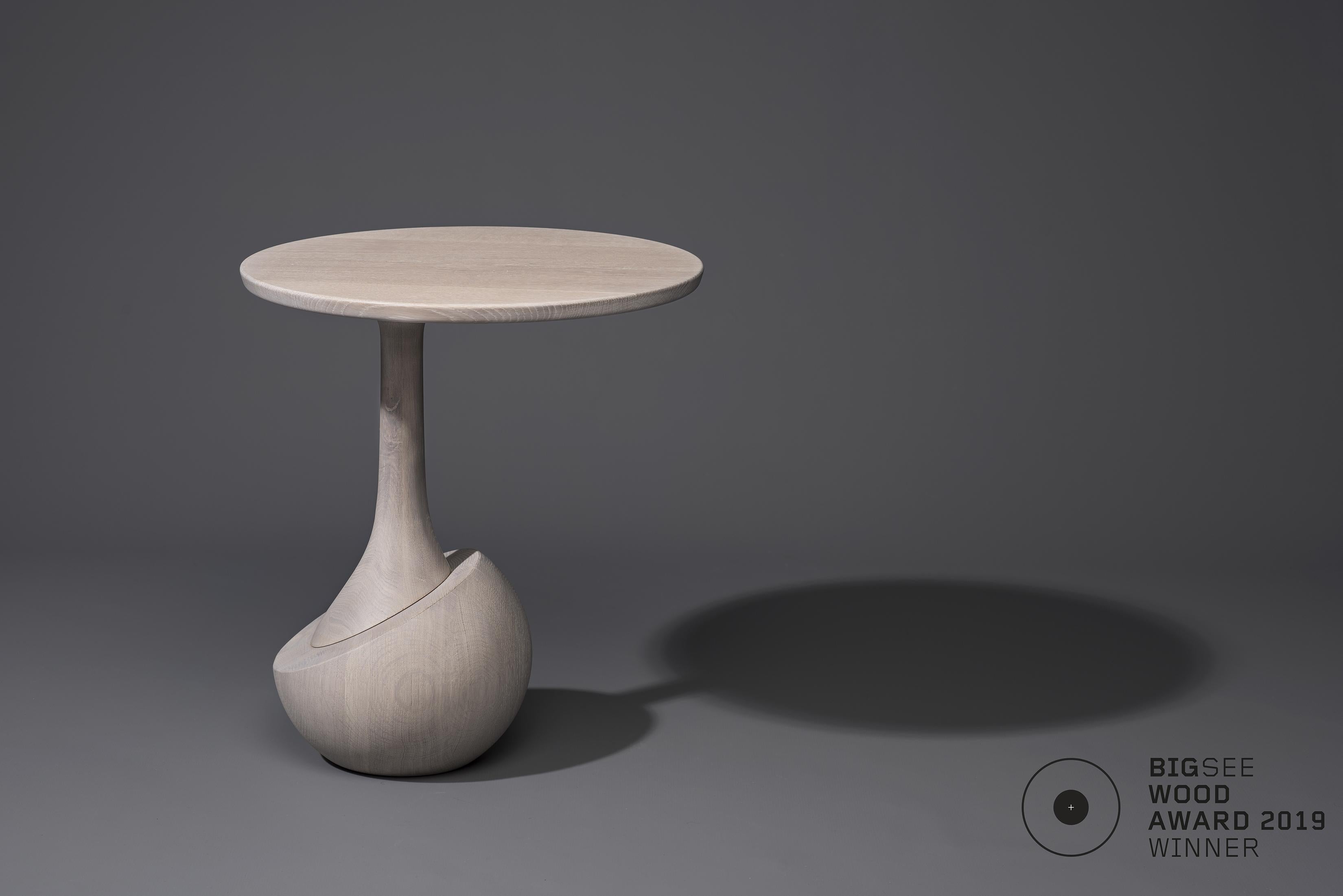 Modern Contemporary Natural Wood, Sidetable, Oak Milk White, Handmade, Made in Italy For Sale