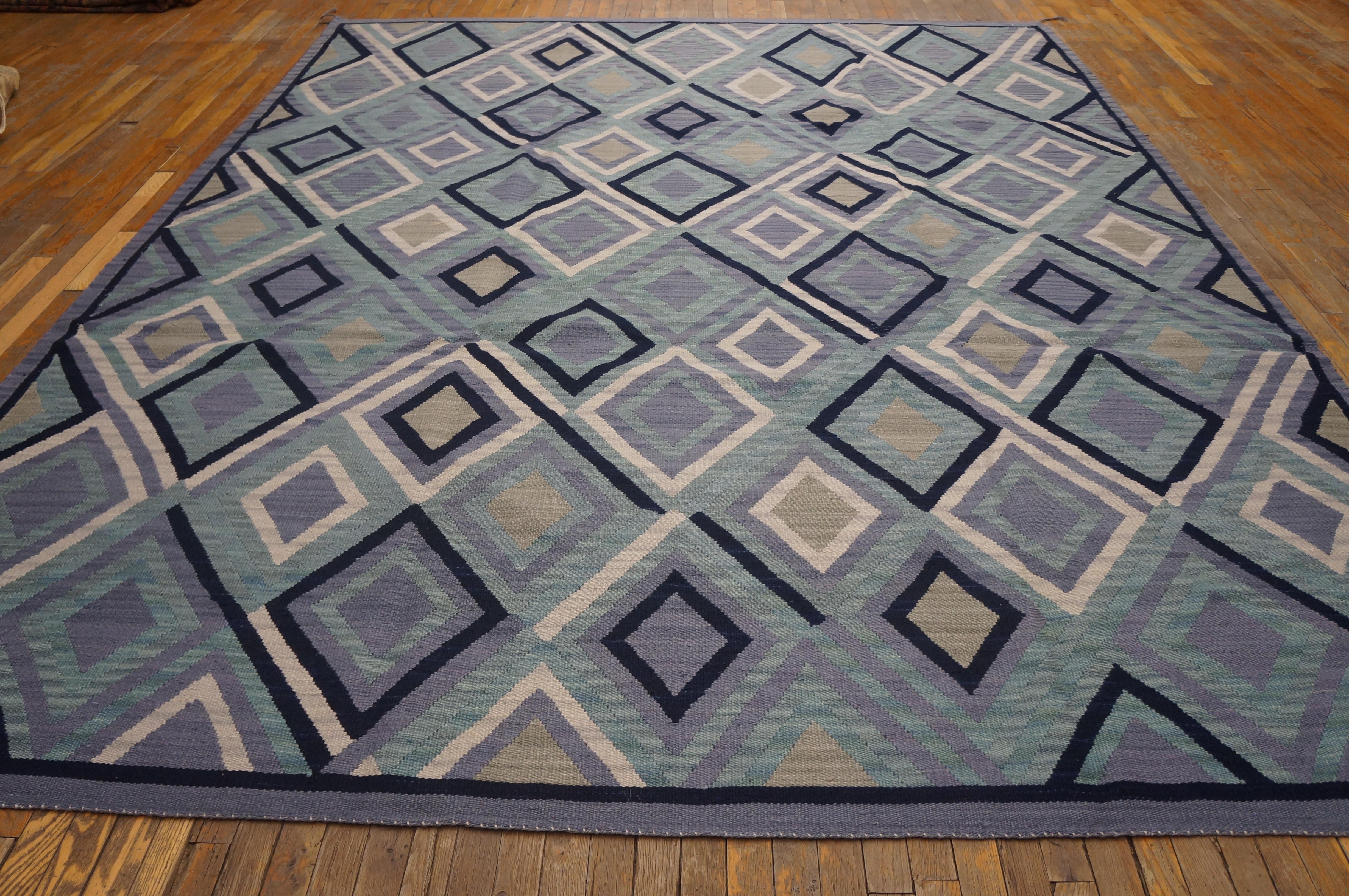 Contemporary Navajo Style Carpet ( 9' x 12' - 274 x 365 ) In New Condition For Sale In New York, NY